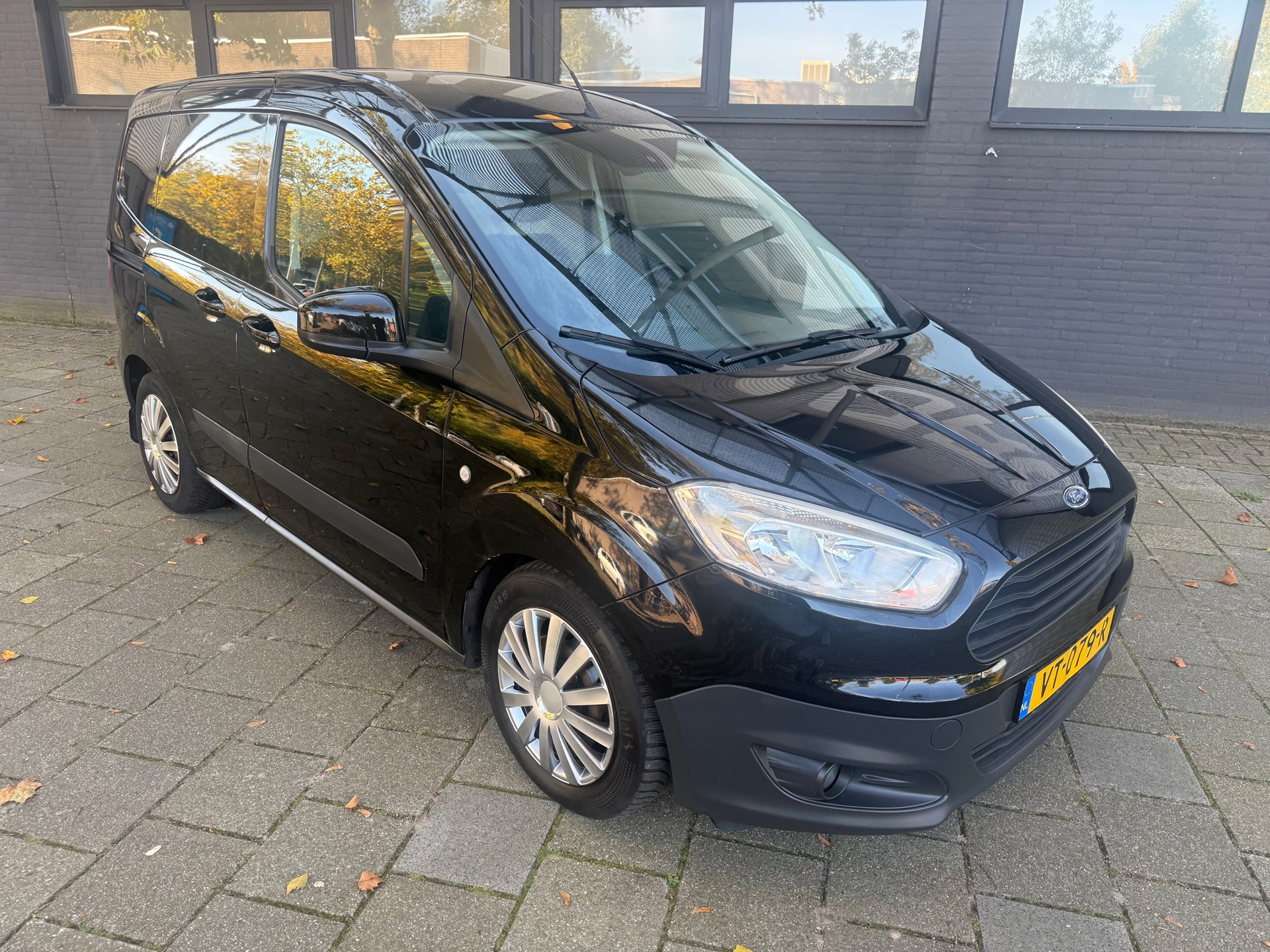 Foto van Ford Transit Courier