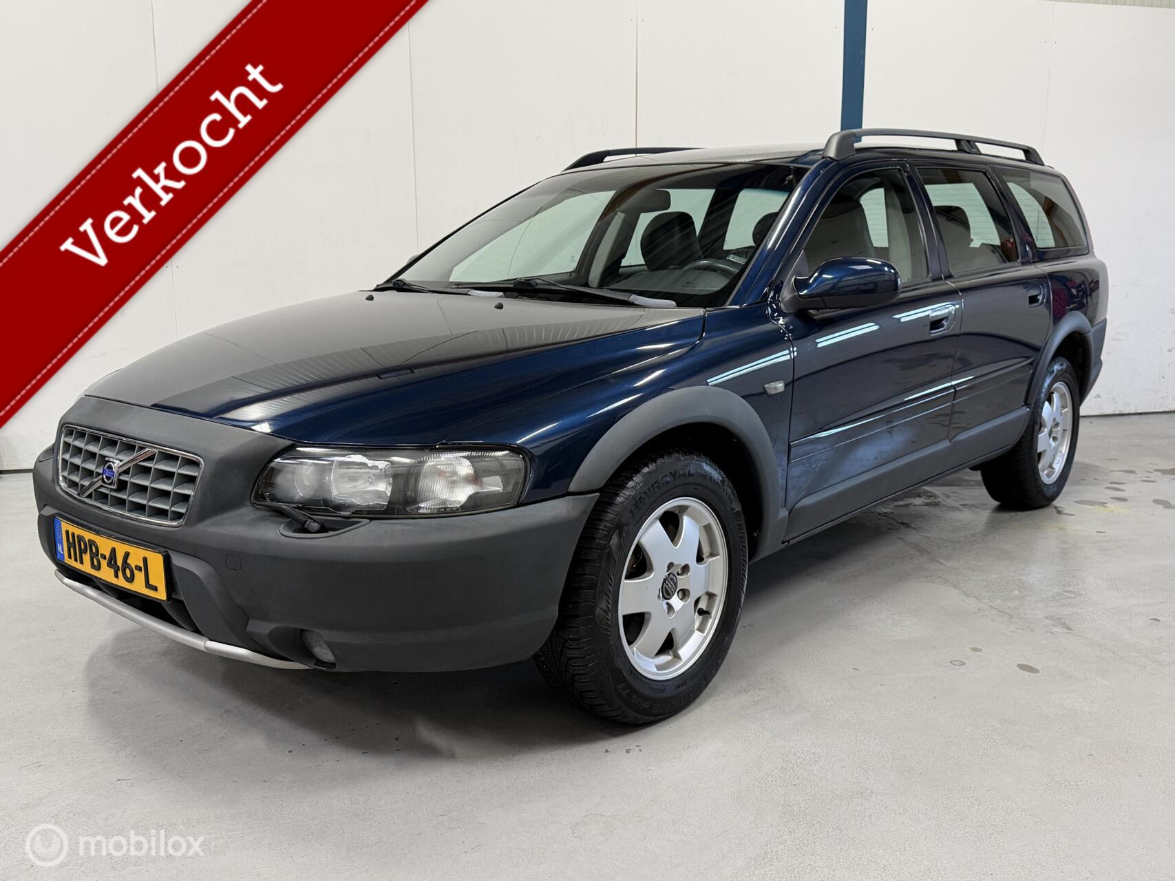 Volvo Xc70 2.5 T Comfort Line AUTOMAAT / RIJKLAAR 2003 - voorkant