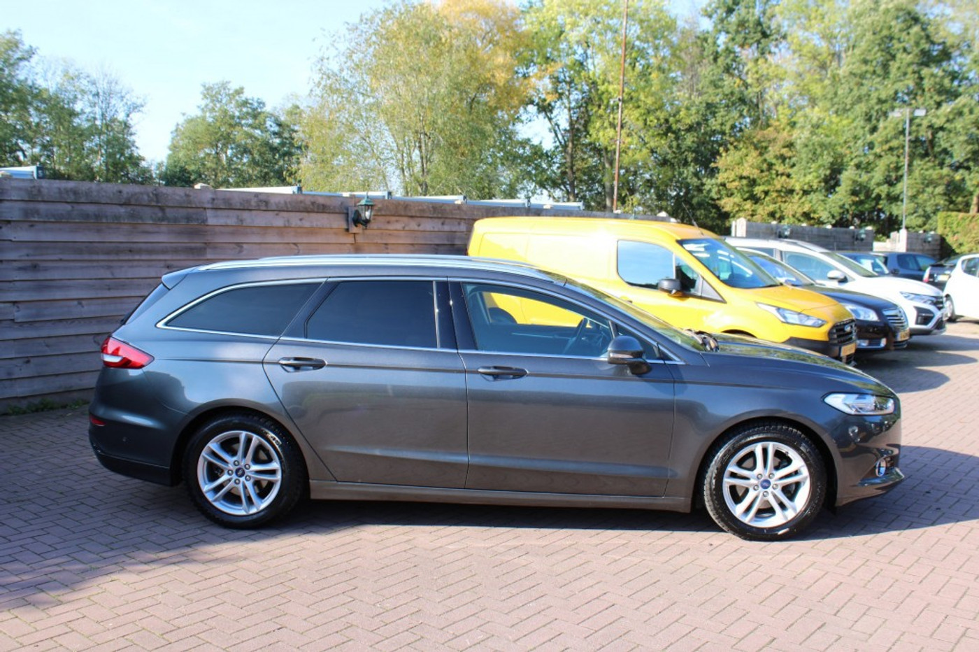 Foto van Ford Mondeo