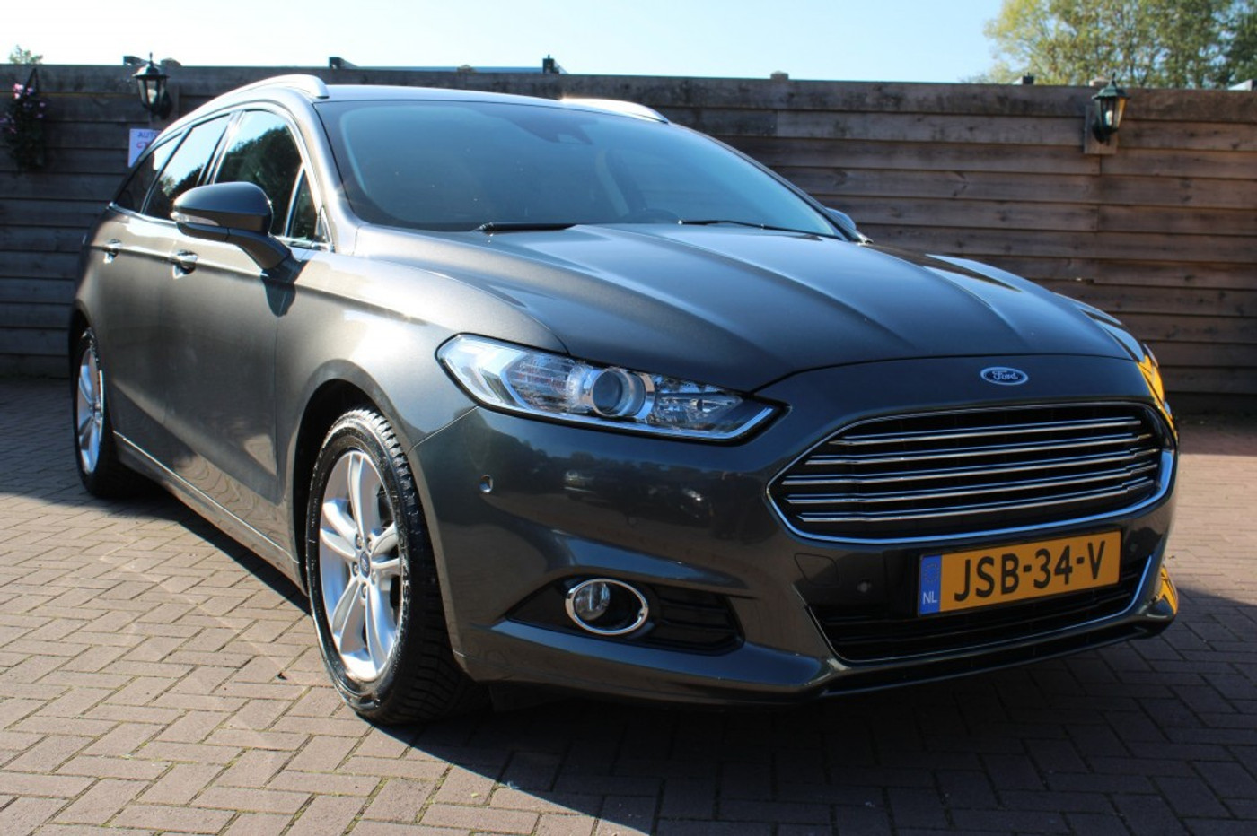 Foto van Ford Mondeo