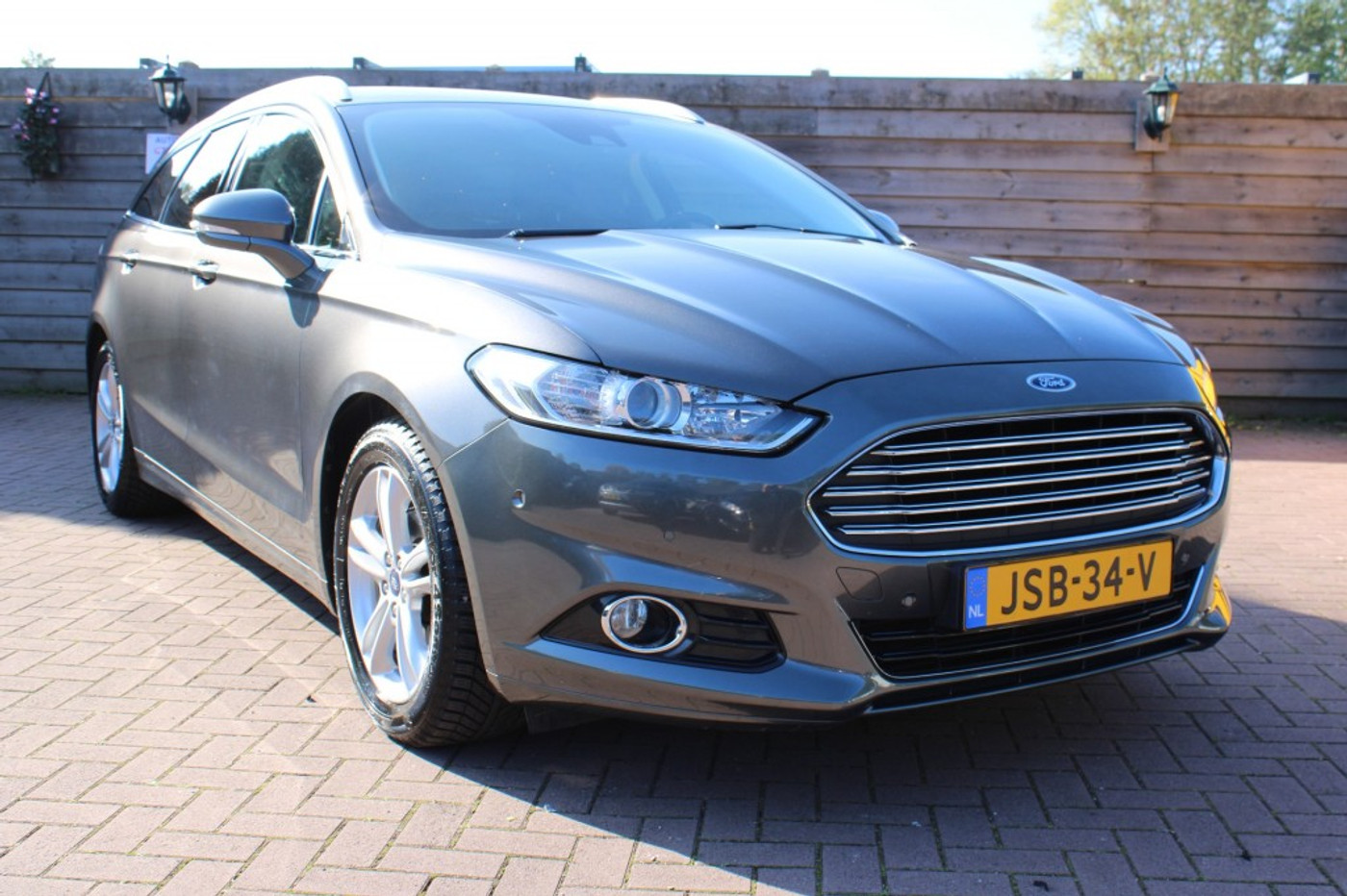Foto van Ford Mondeo