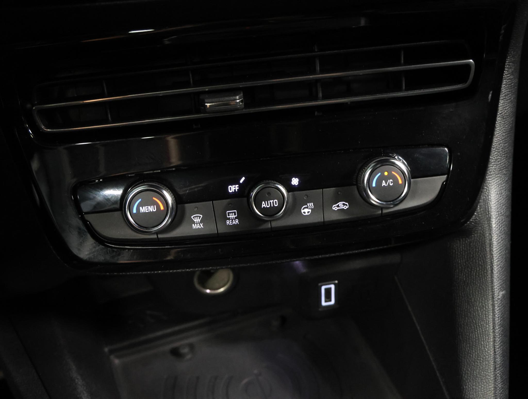 Foto van Opel Mokka Electric