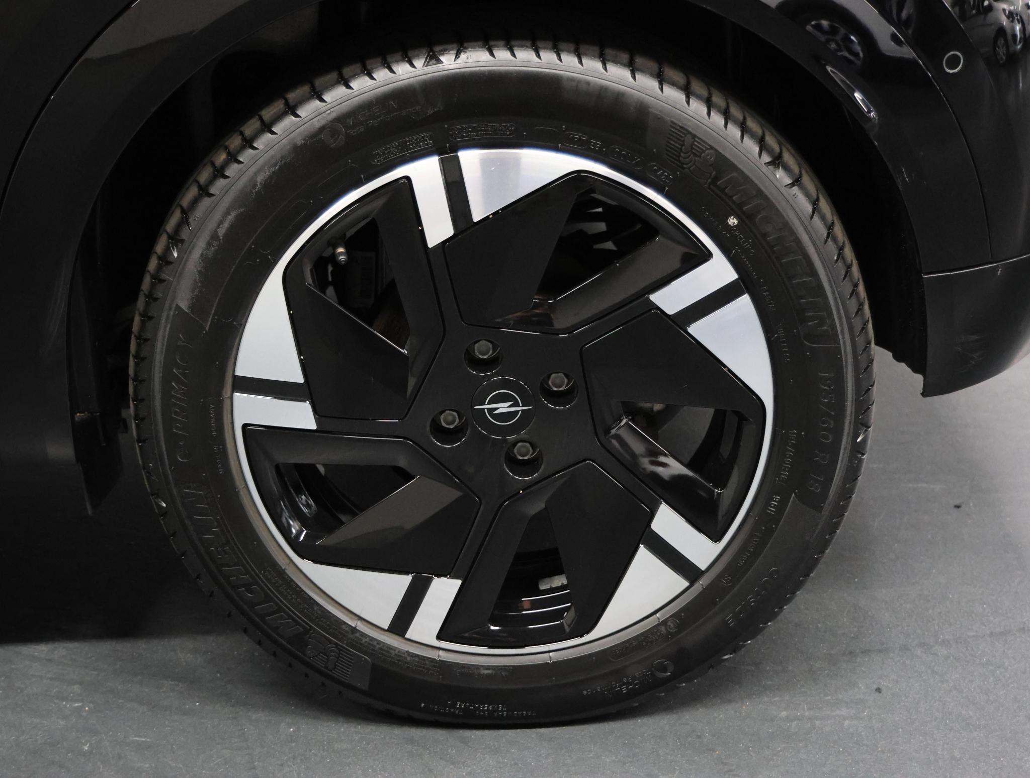 Foto van Opel Mokka Electric