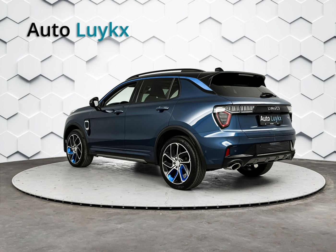 Foto van LYNK & Co 01