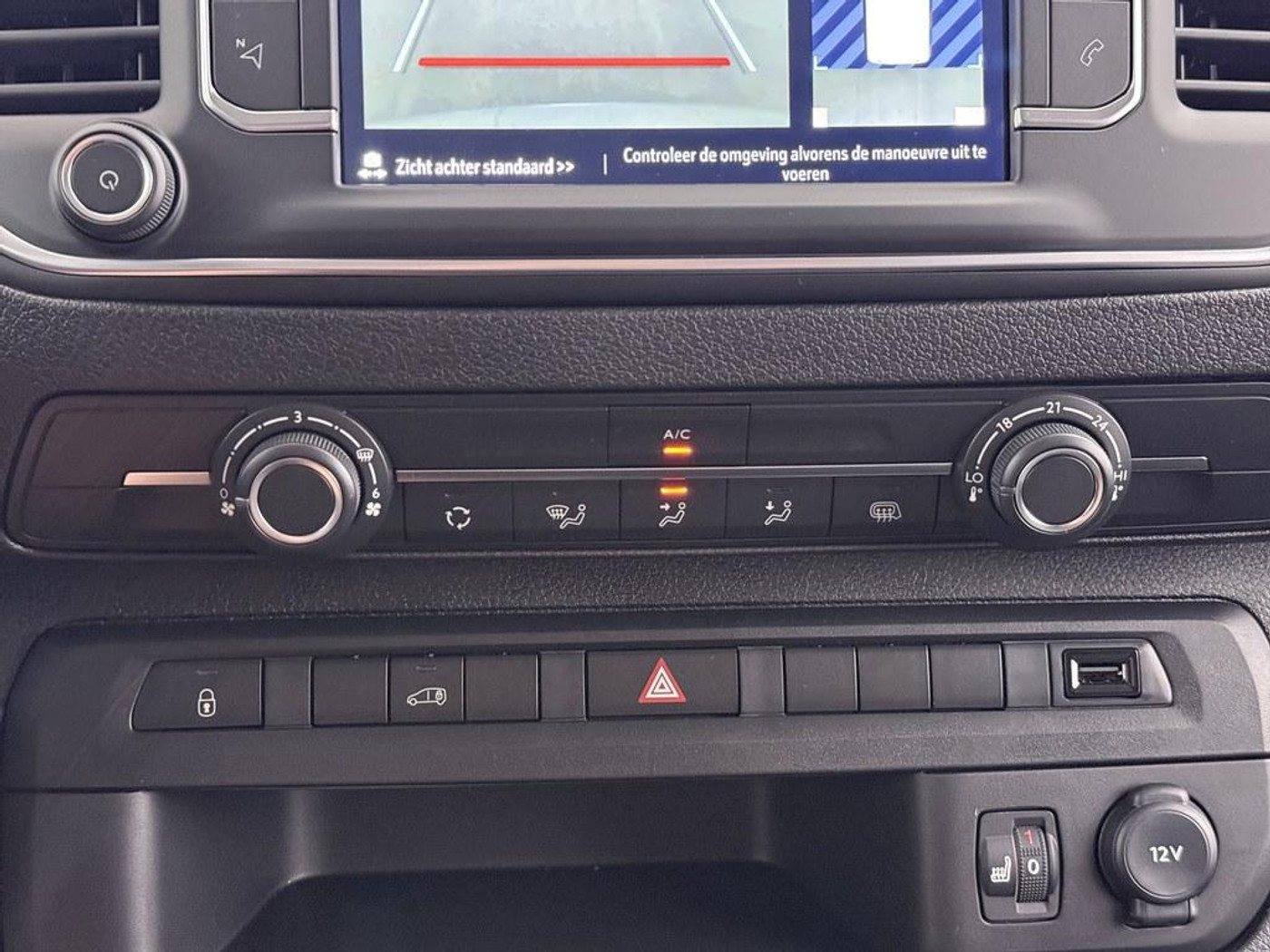Foto van Opel Vivaro Electric