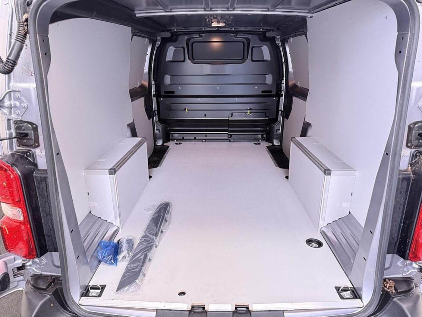 Foto van Opel Vivaro Electric