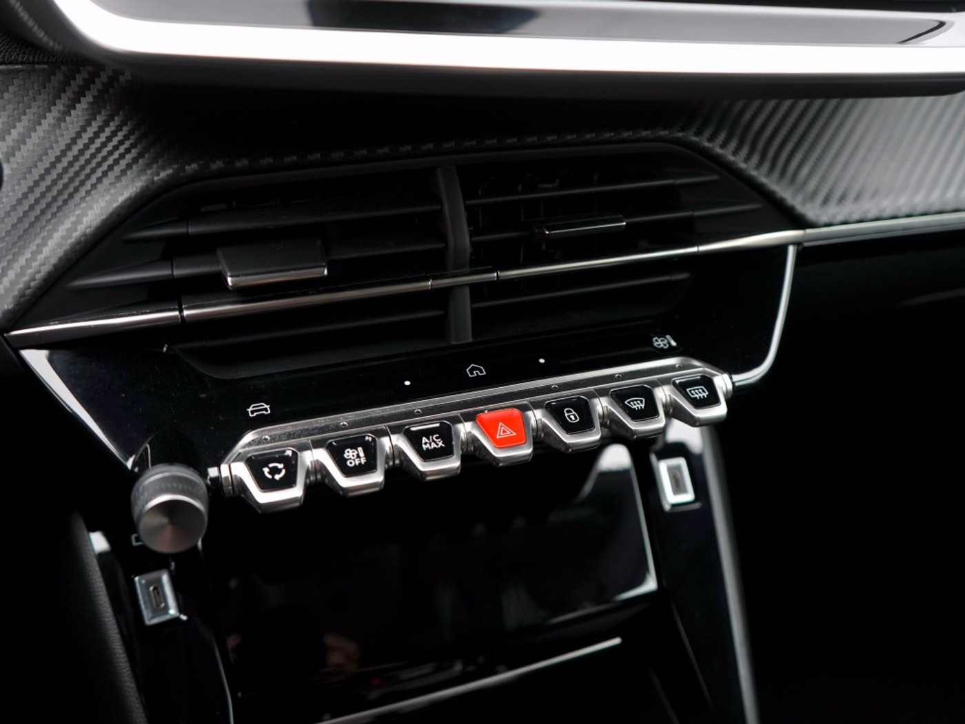 Foto van Peugeot E-208