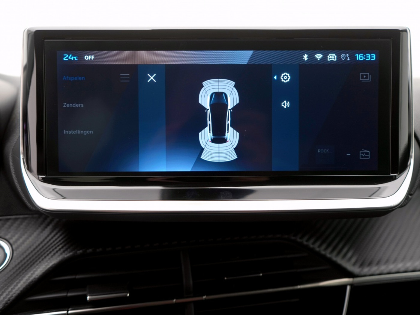 Foto van Peugeot E-208