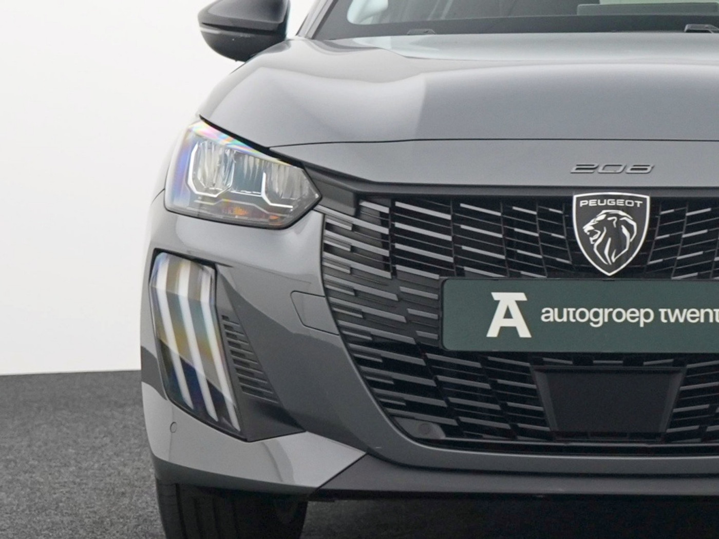 Foto van Peugeot E-208