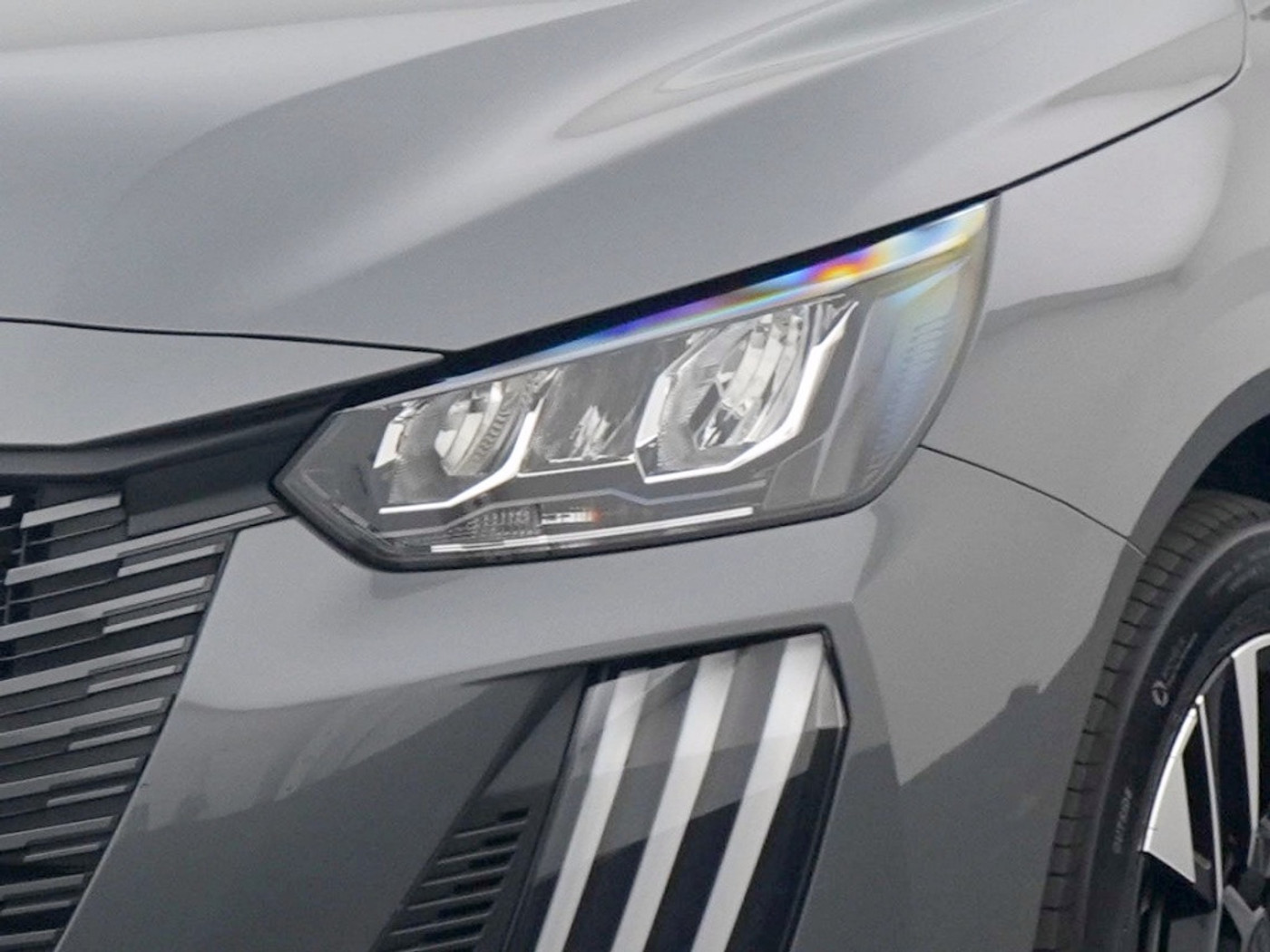 Foto van Peugeot E-208