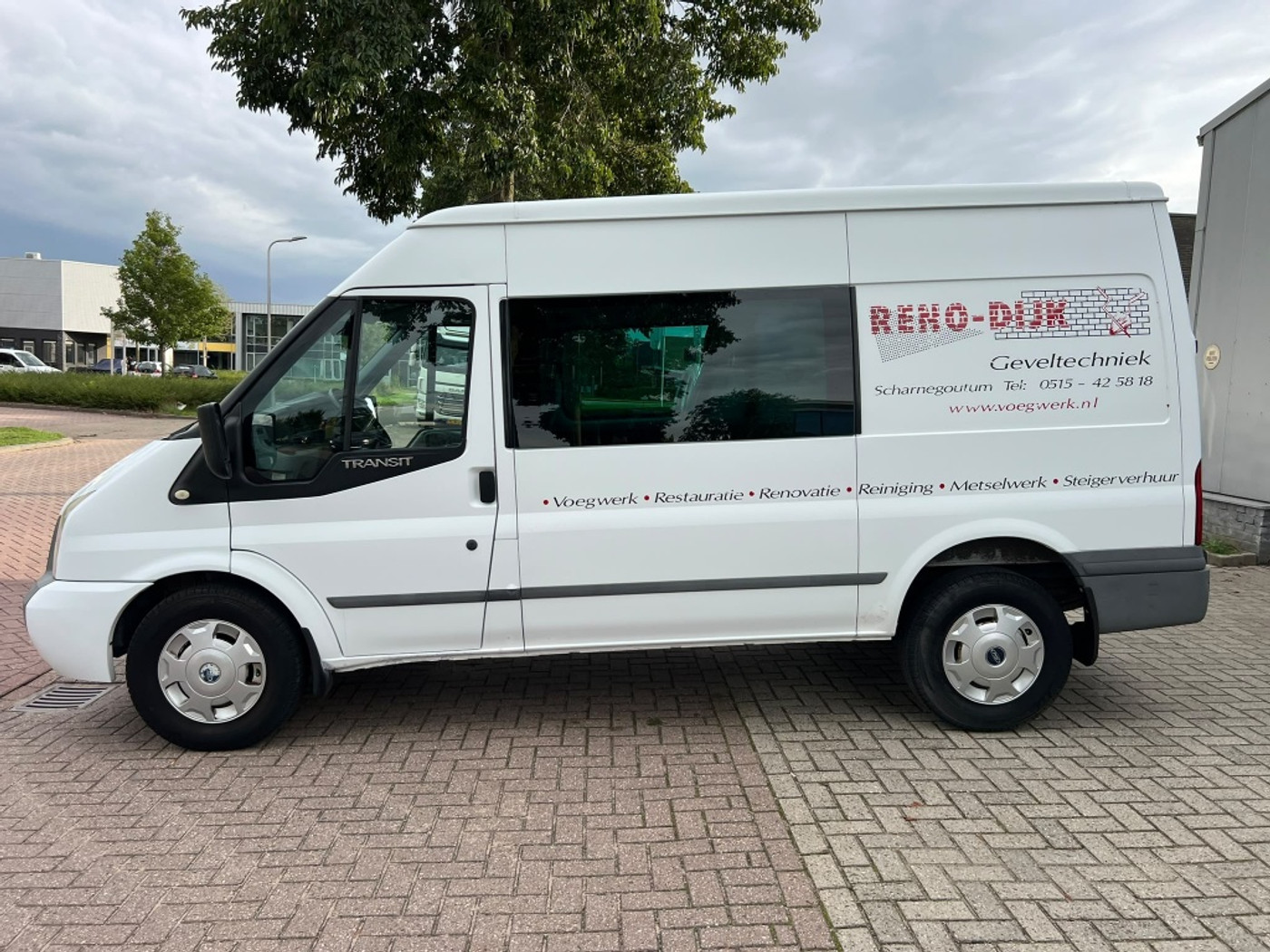 Foto van Ford Transit 350m DC 200dpf 3,58