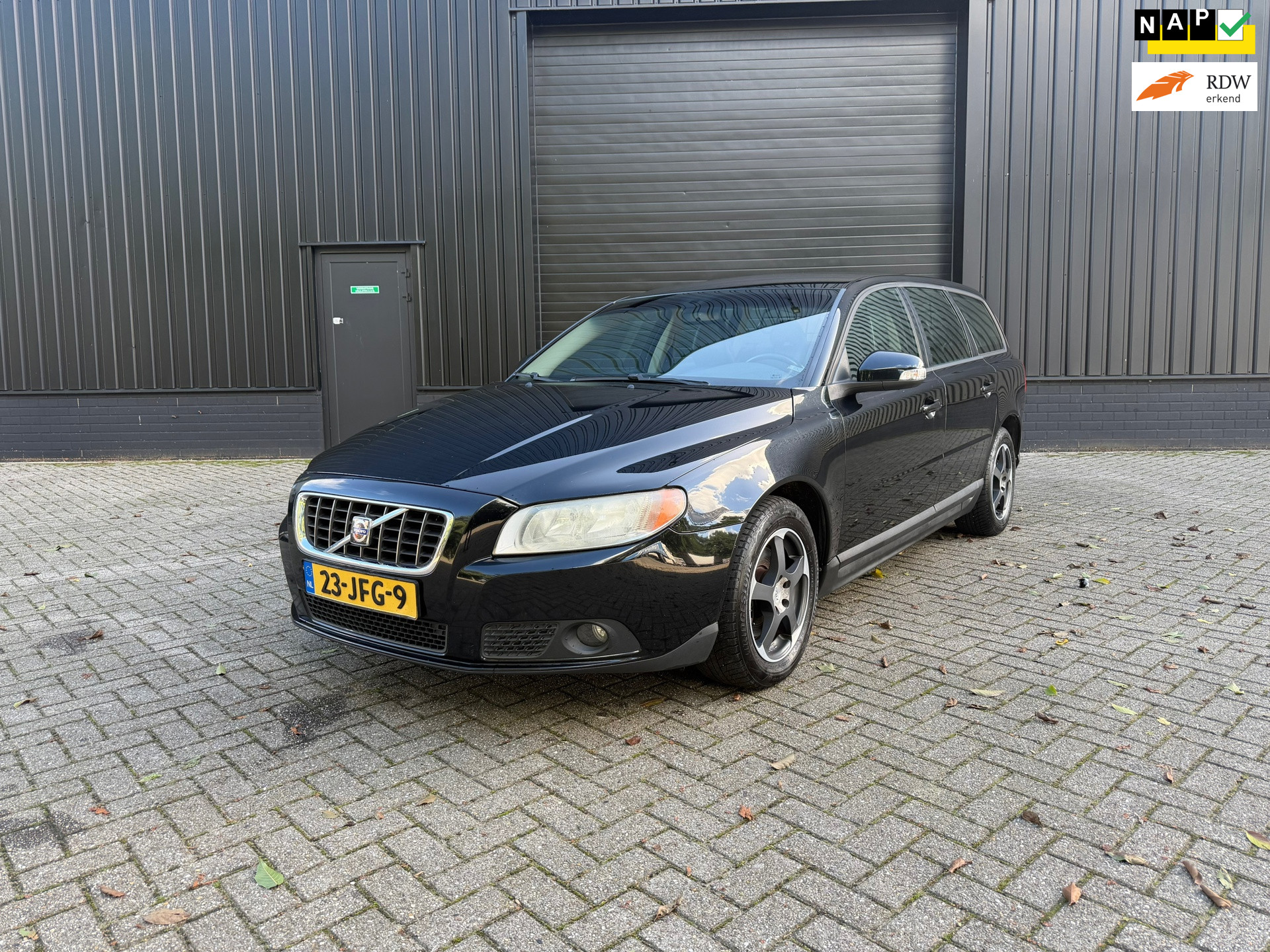 Volvo V70 2.0D Leder | Climate | Cruise | Trekhaak 2009 - voorkant