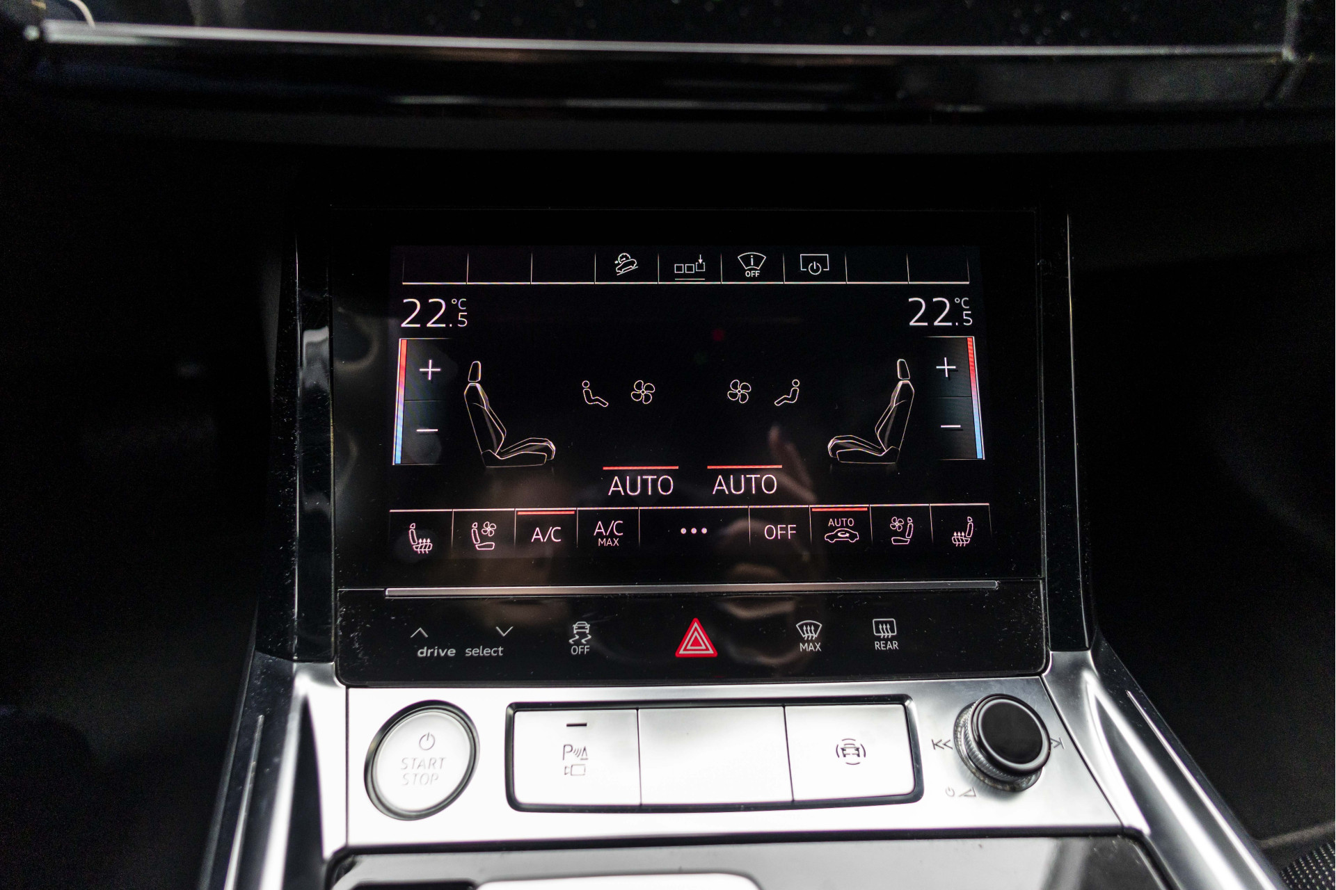 Foto van Audi E-tron 55