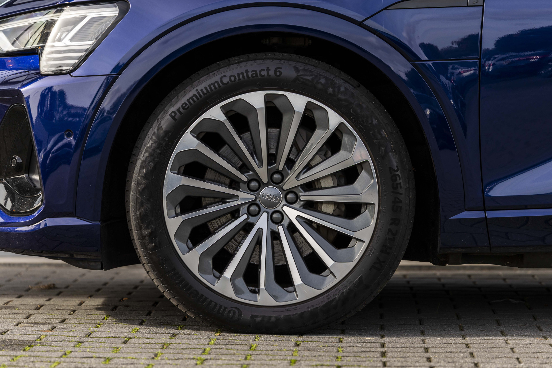 Foto van Audi E-tron 55