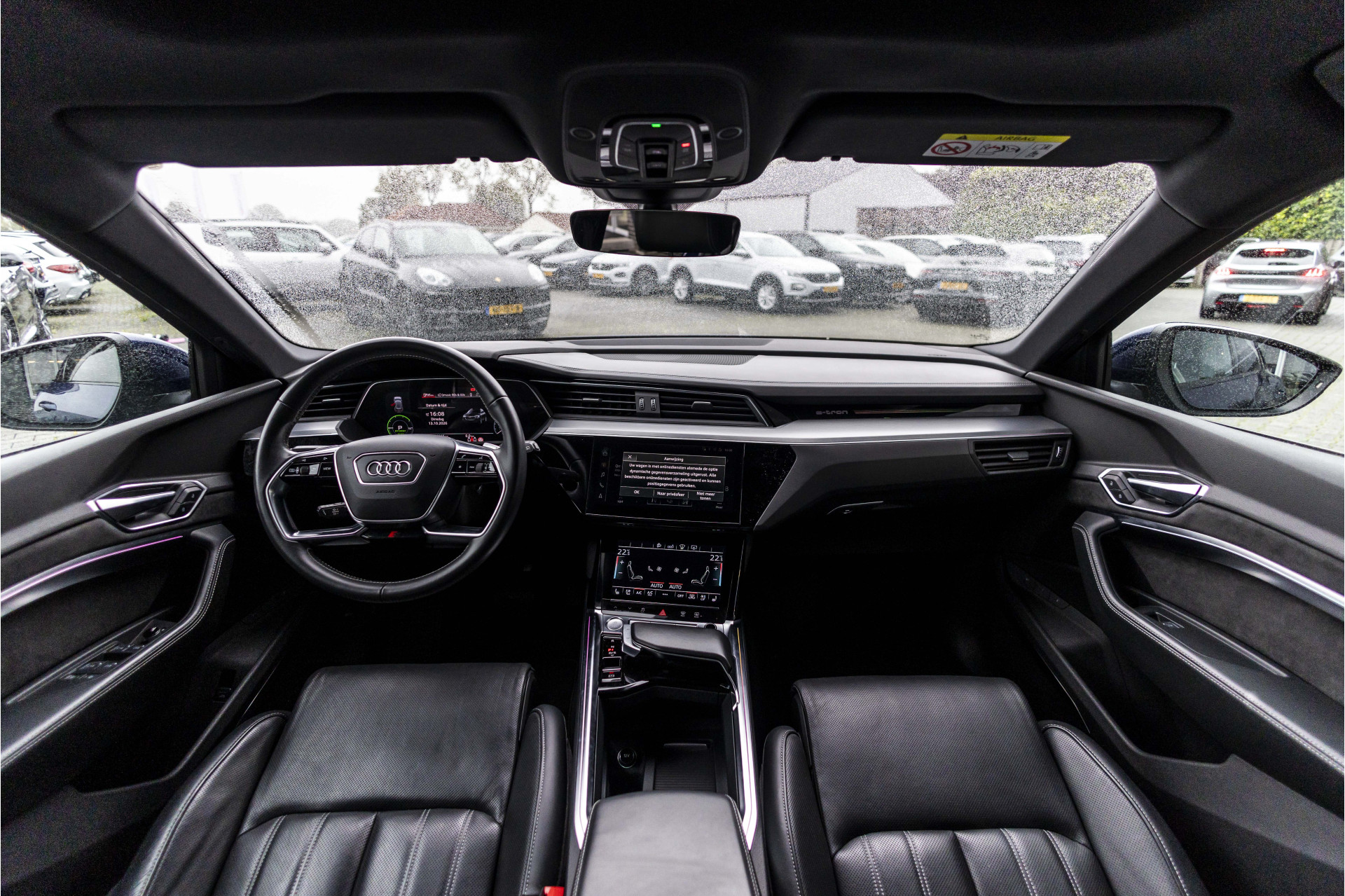 Foto van Audi E-tron 55