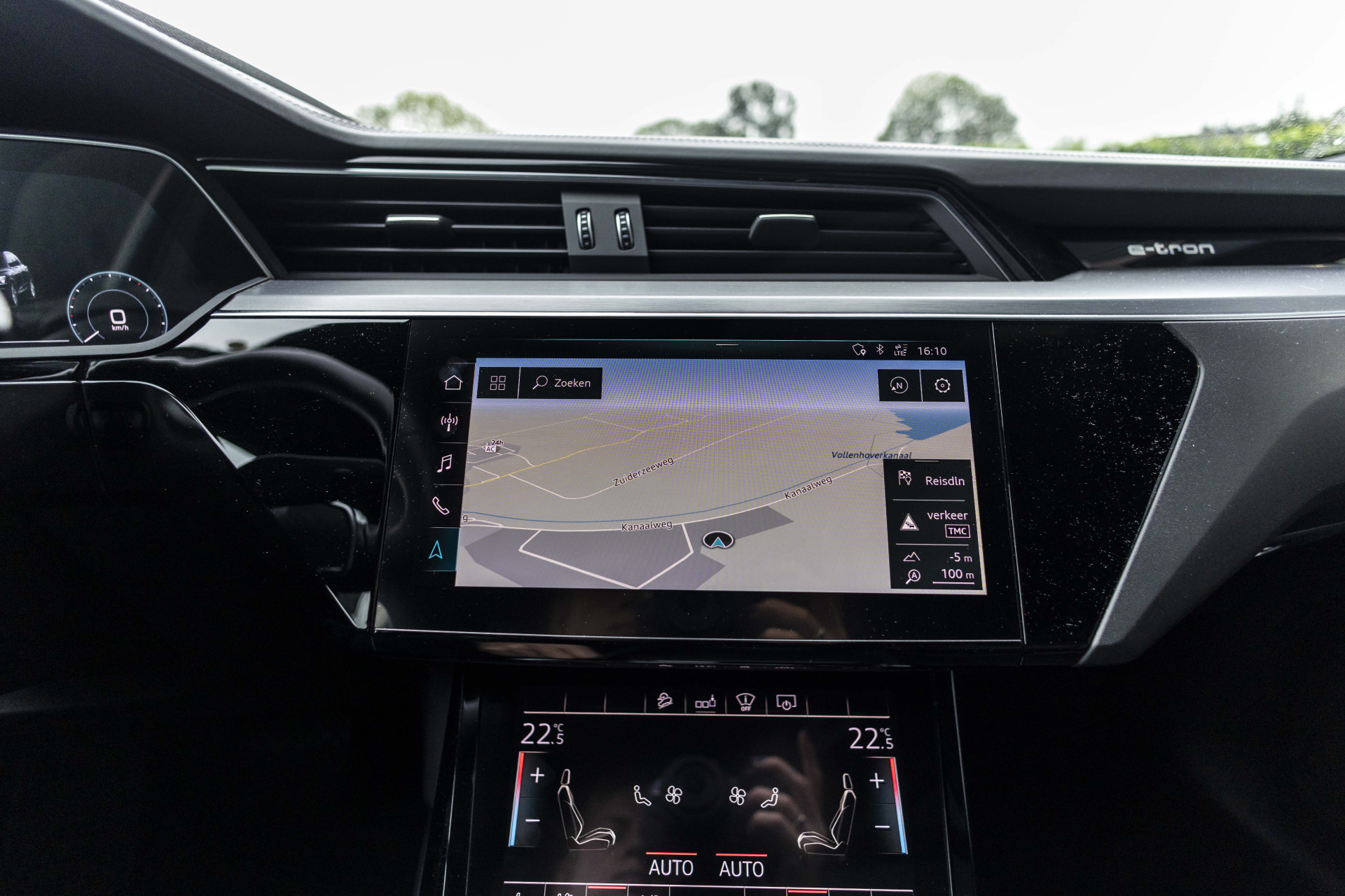 Foto van Audi E-tron 55
