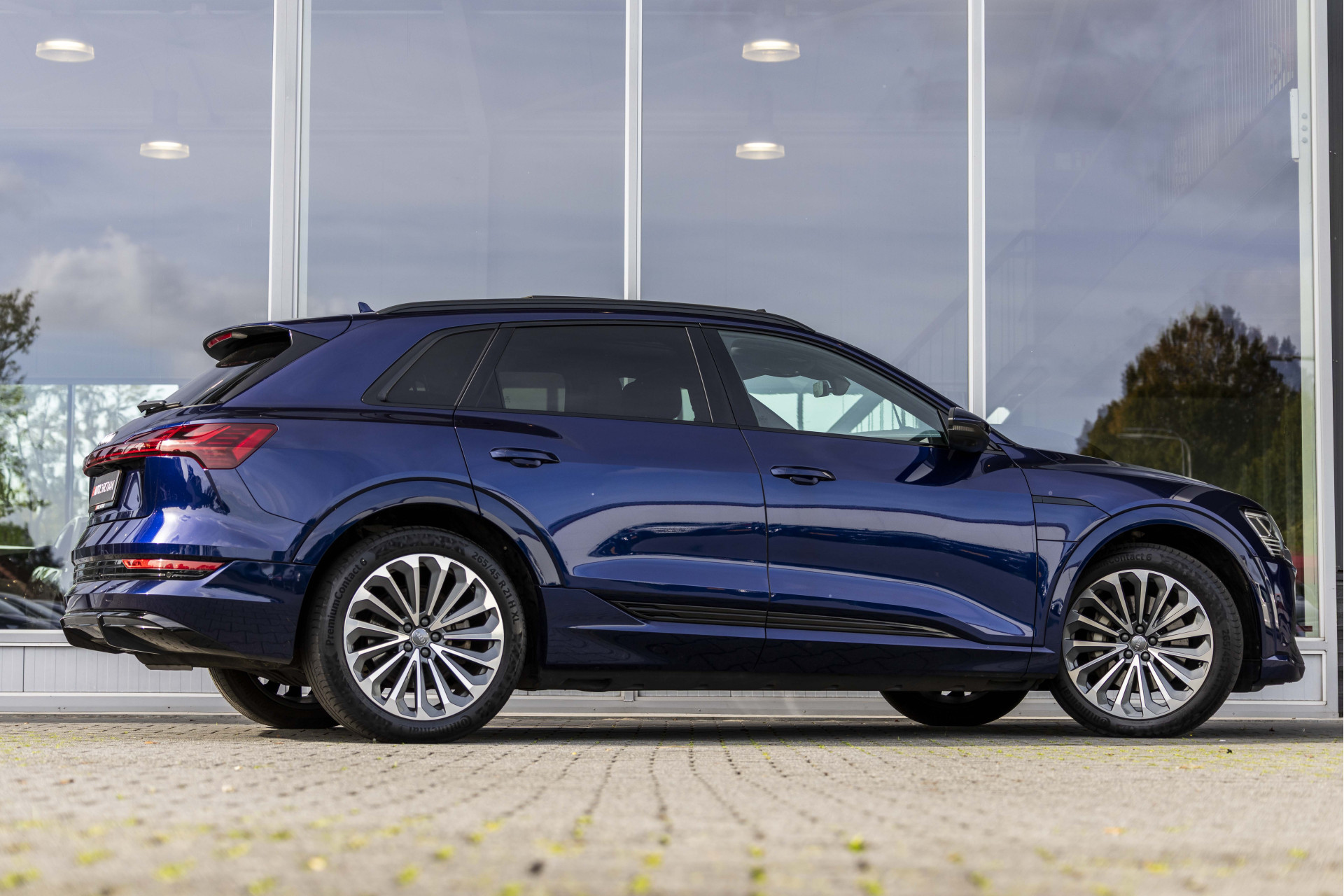 Foto van Audi E-tron 55