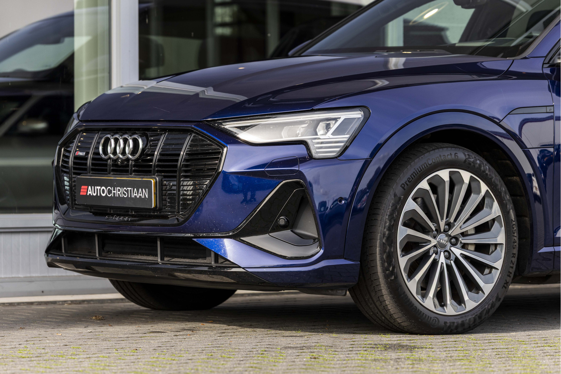 Foto van Audi E-tron 55