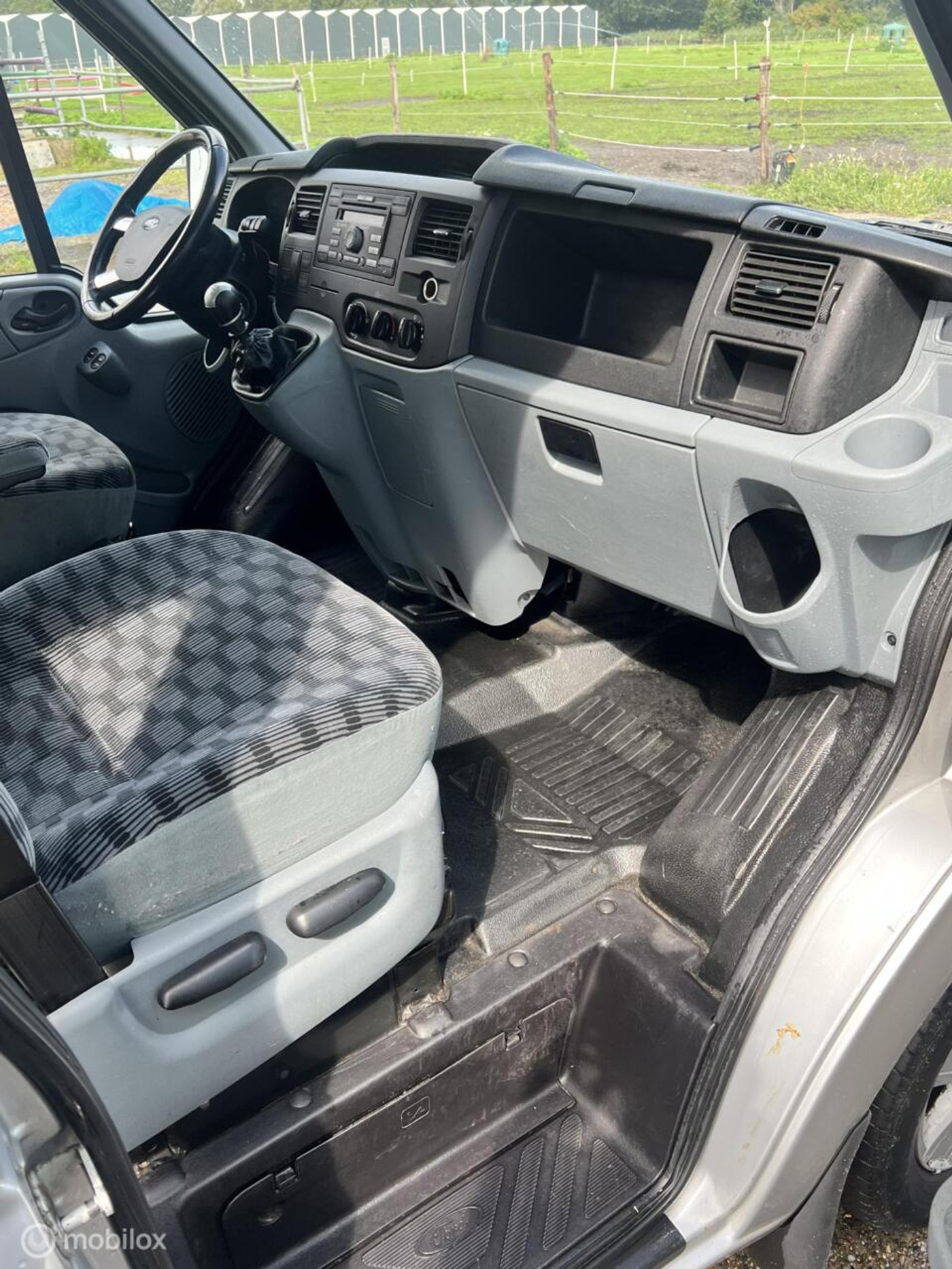 Foto van Ford Transit 260s Van LR 115 4.36
