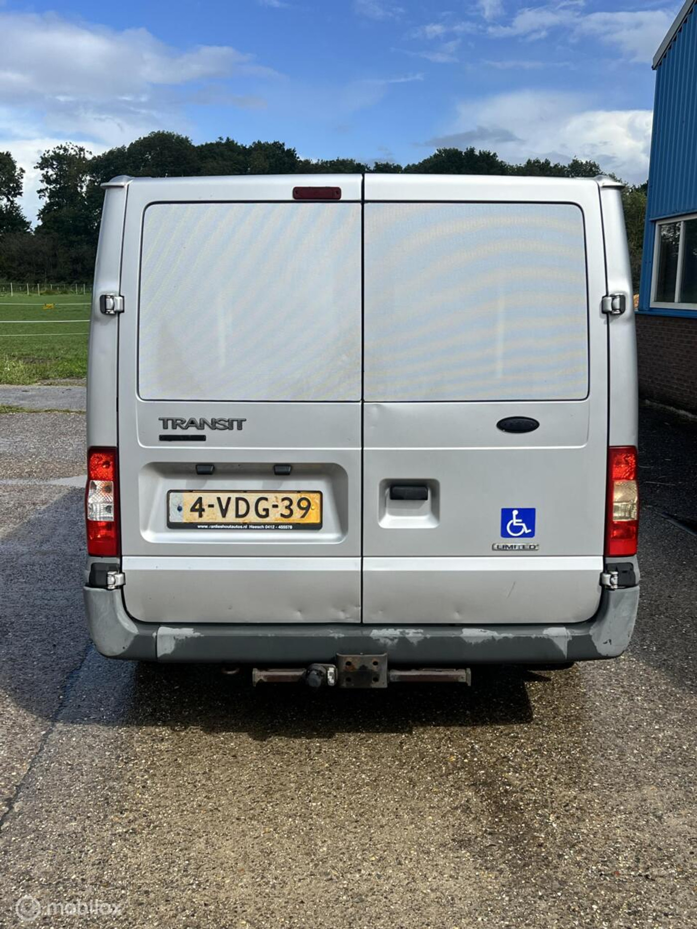 Foto van Ford Transit 260s Van LR 115 4.36