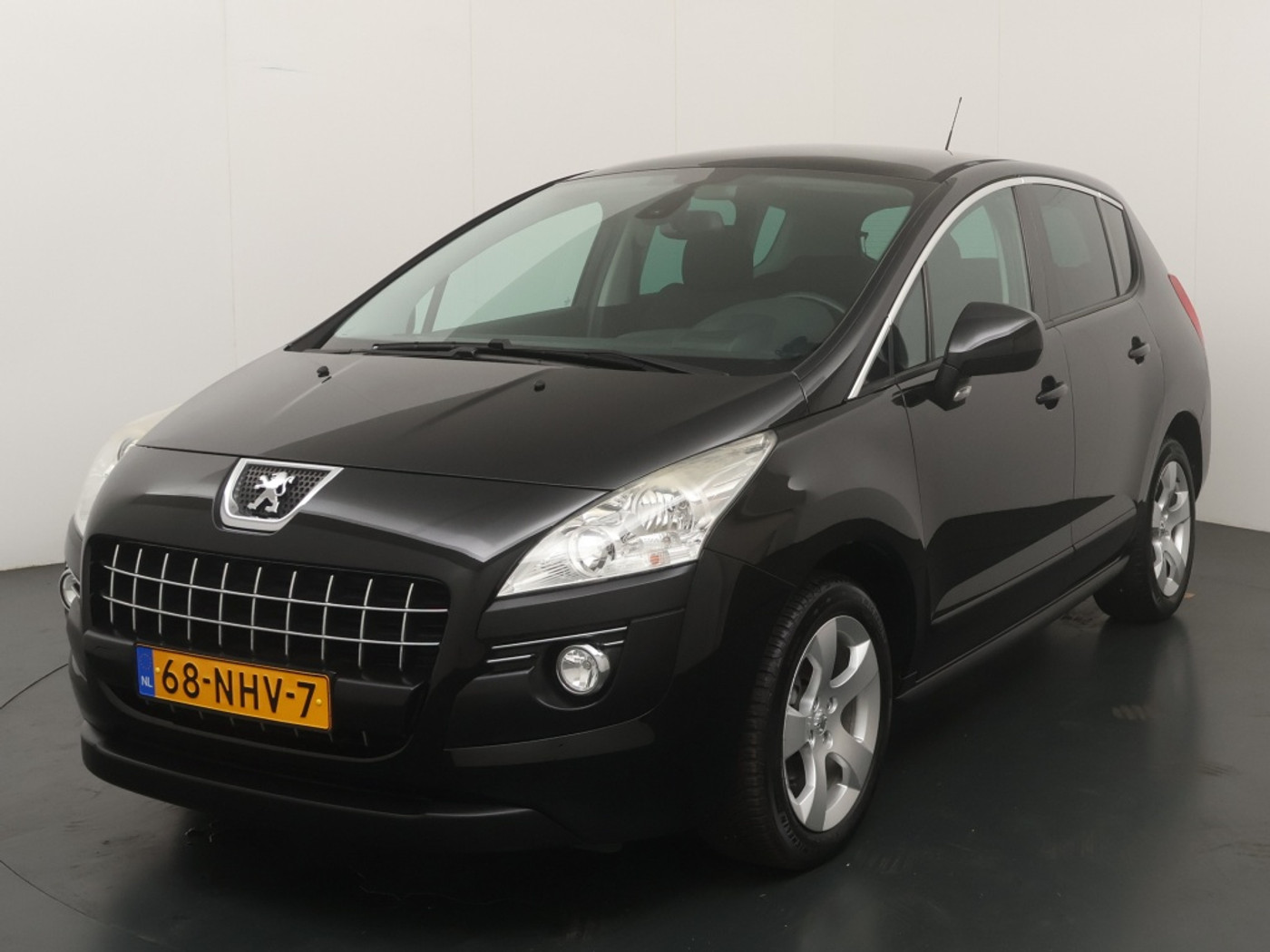 Peugeot 3008 1.6 VTi Première 2010 - voorkant