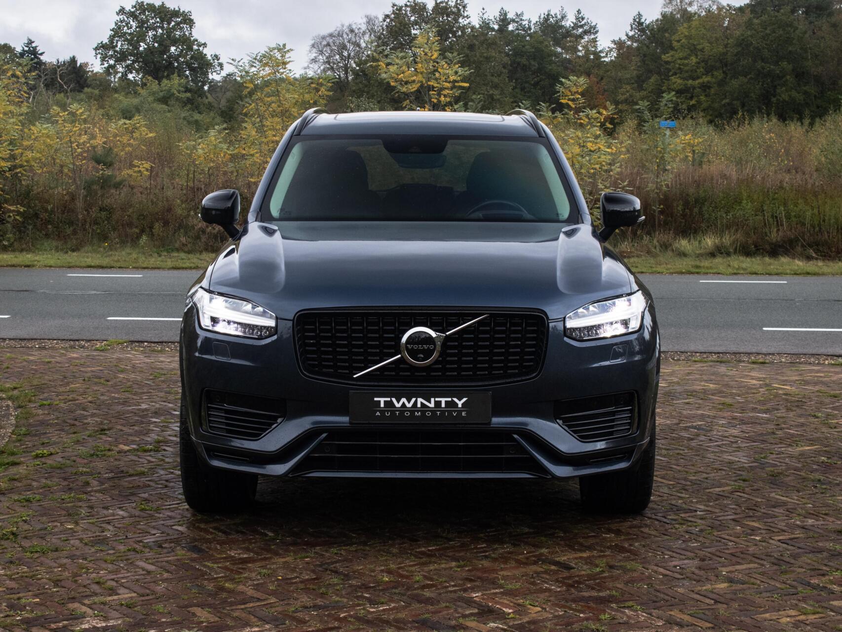 Volvo Xc90 2.0 T8 Recharge AWD R-Design 2021 - voorkant