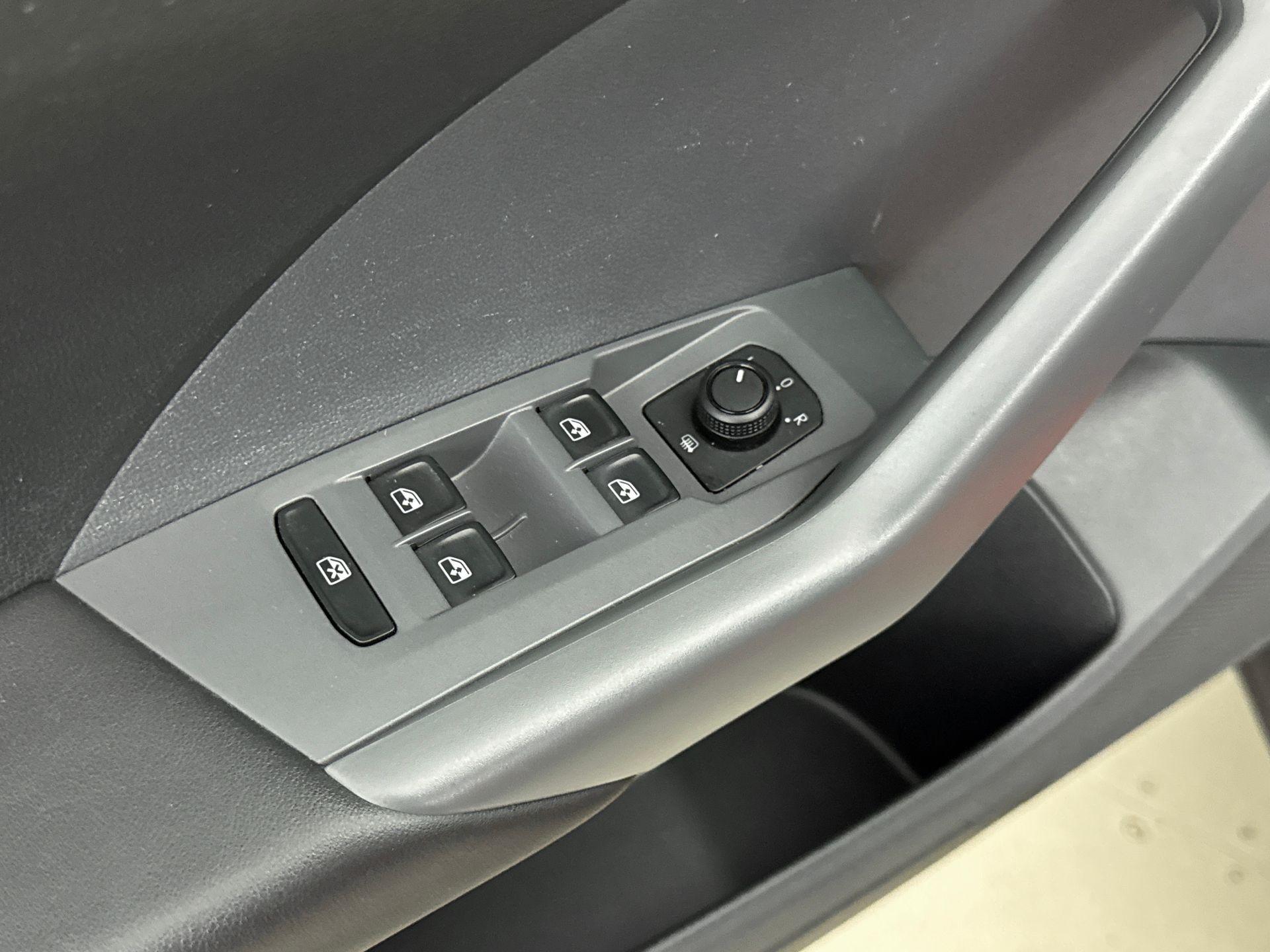 Foto van Volkswagen T-cross
