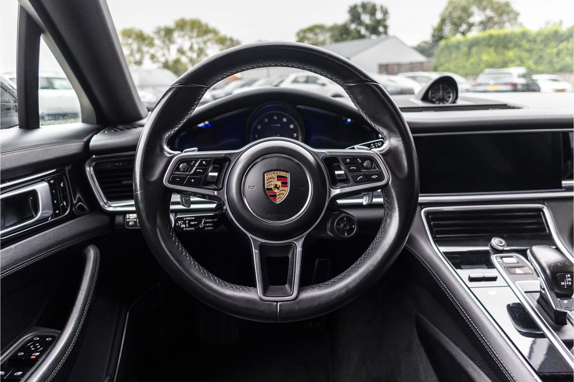 Foto van Porsche Panamera 4 E-hybrid