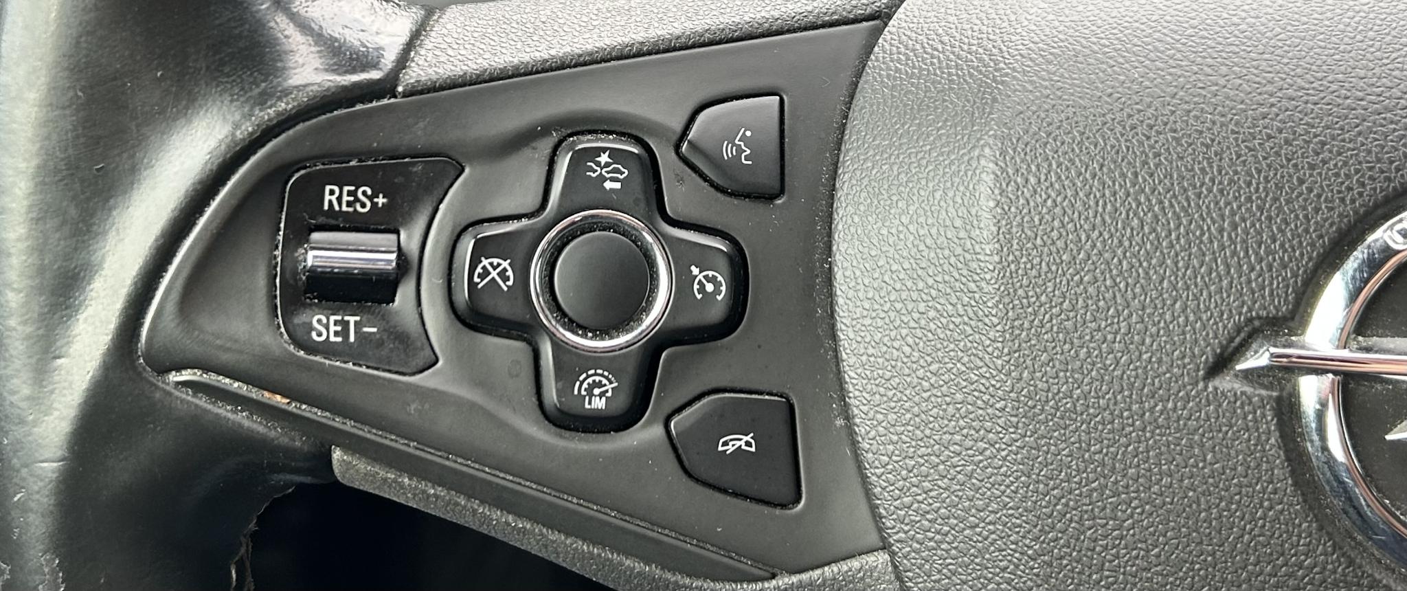 Foto van Opel Astra Sports Tourer+