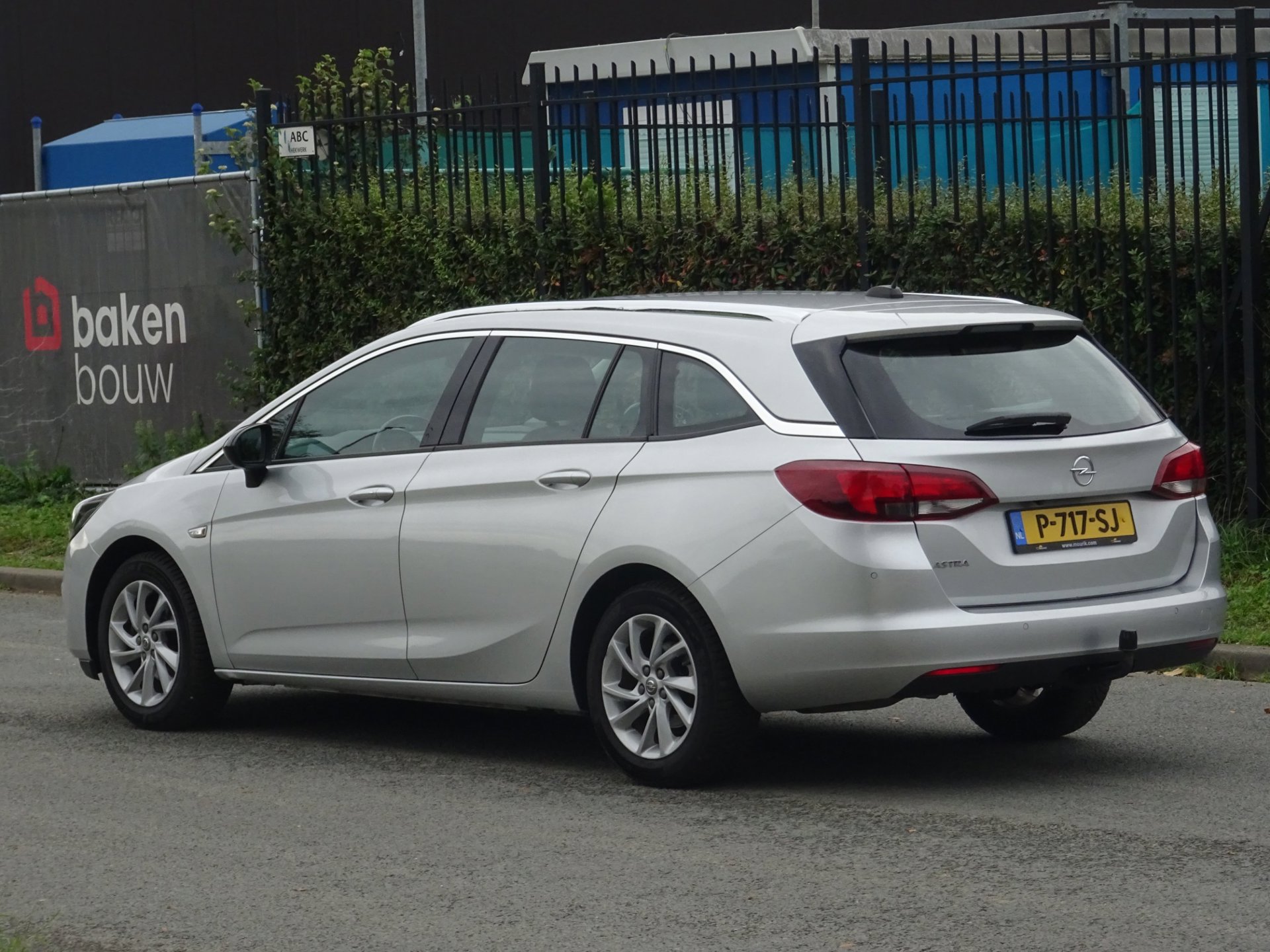 Foto van Opel Astra Sports Tourer+