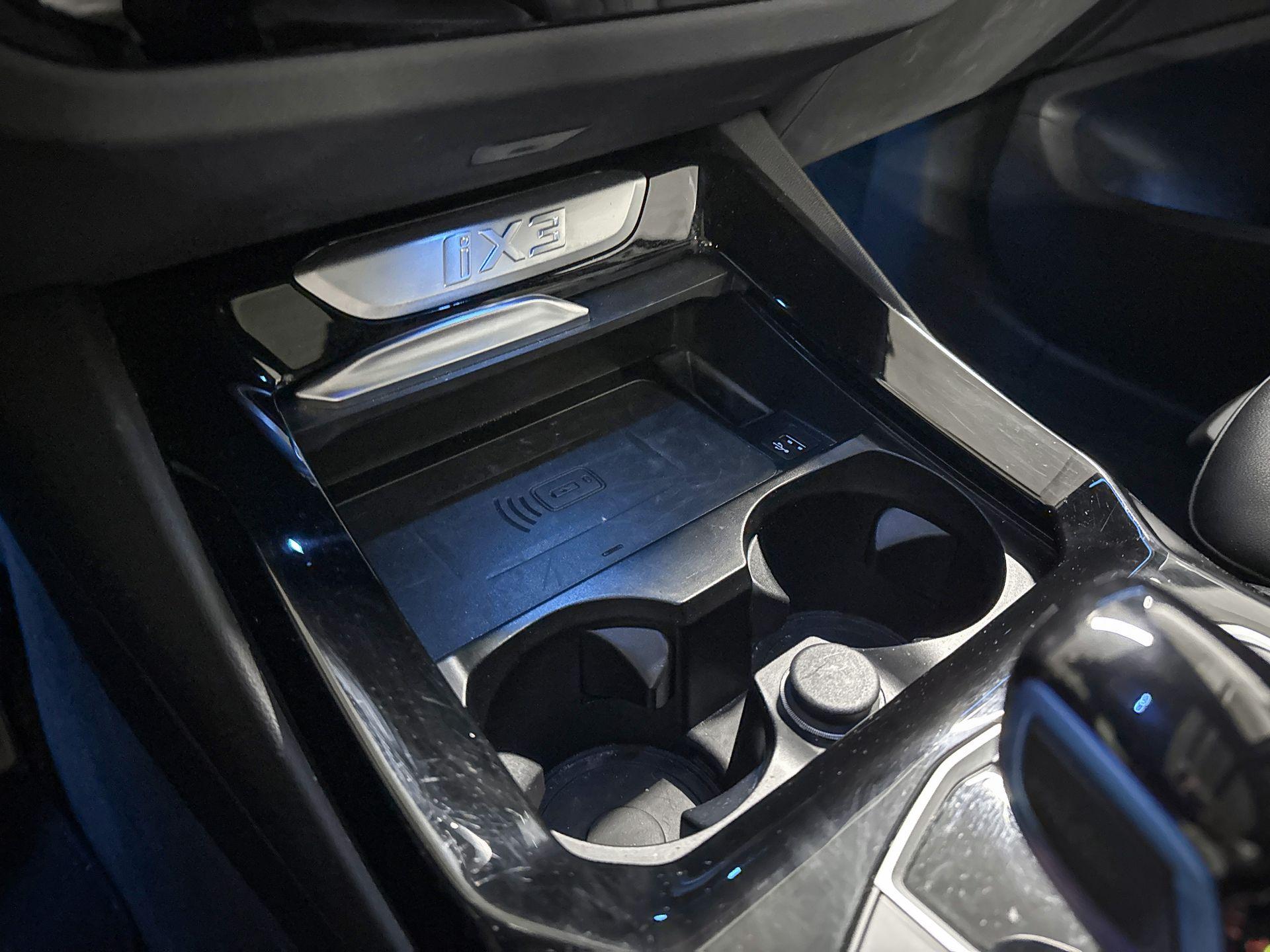 Foto van BMW Ix3