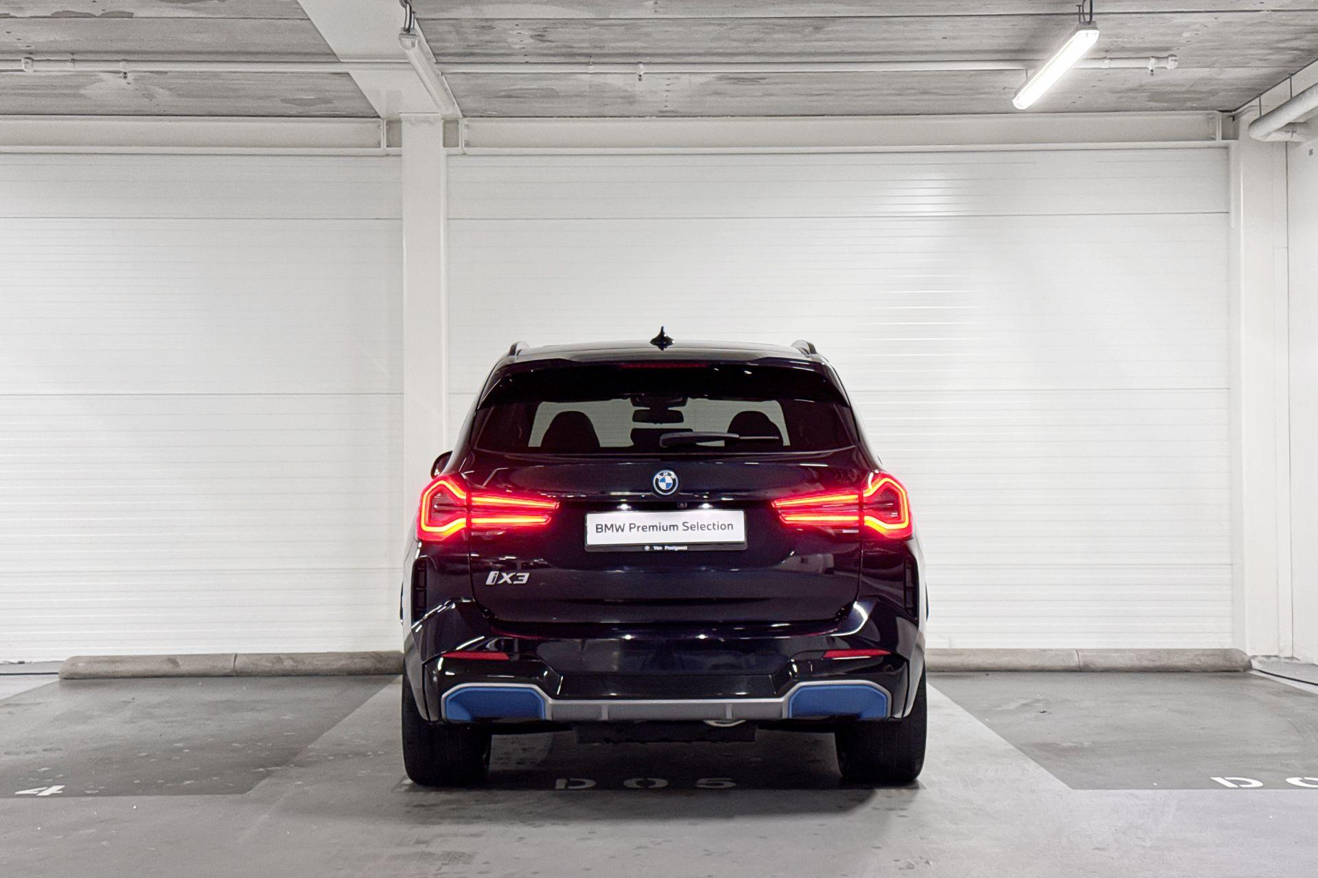 Foto van BMW Ix3