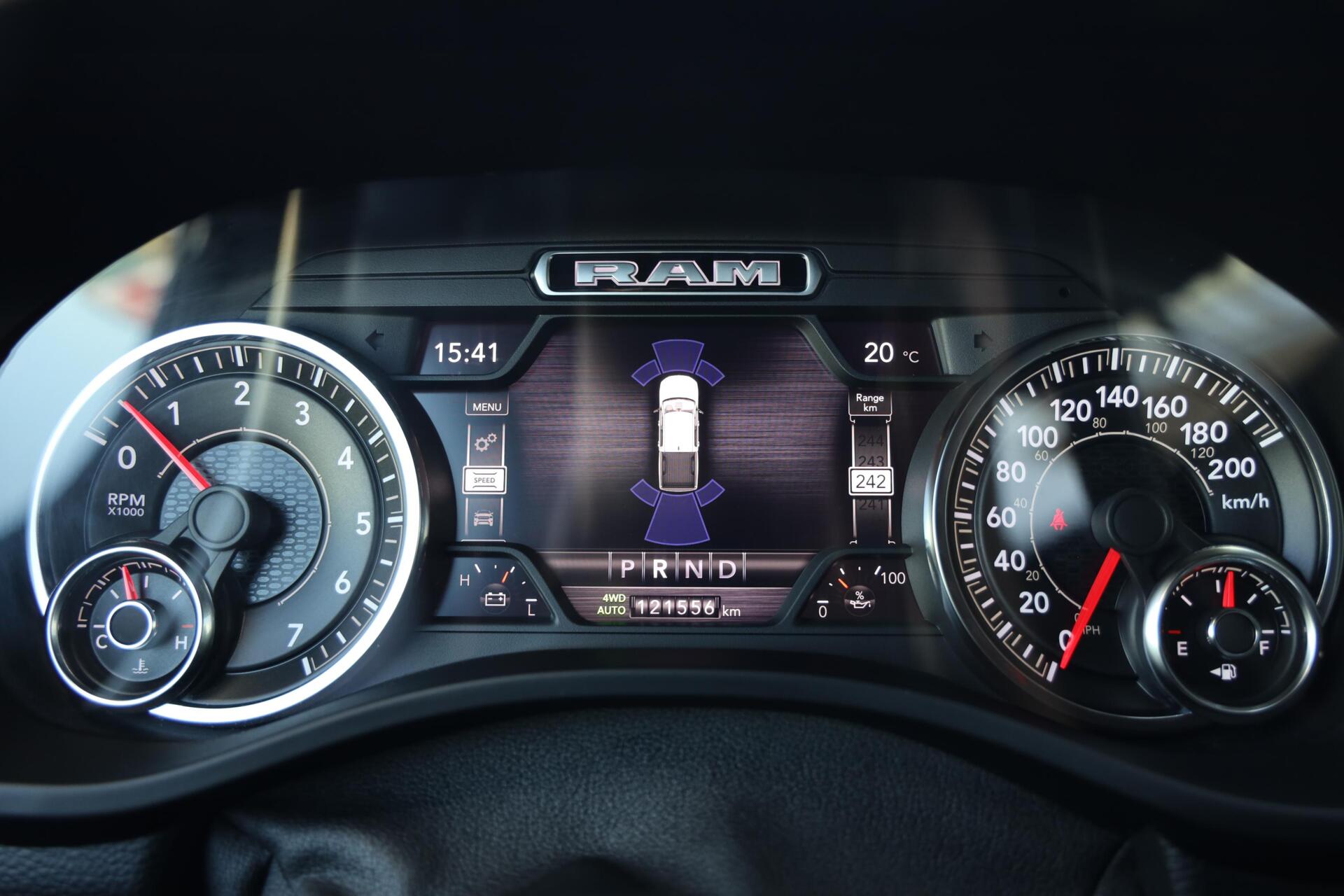 Foto van Ram Ram 1500 Laramie