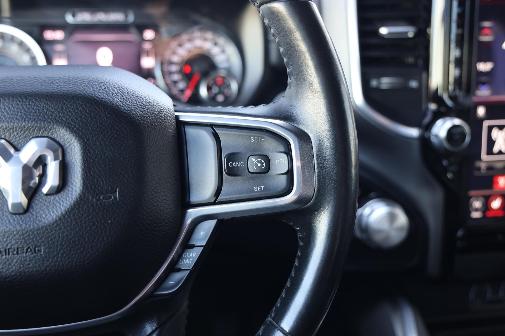 Foto van Ram Ram 1500 Laramie