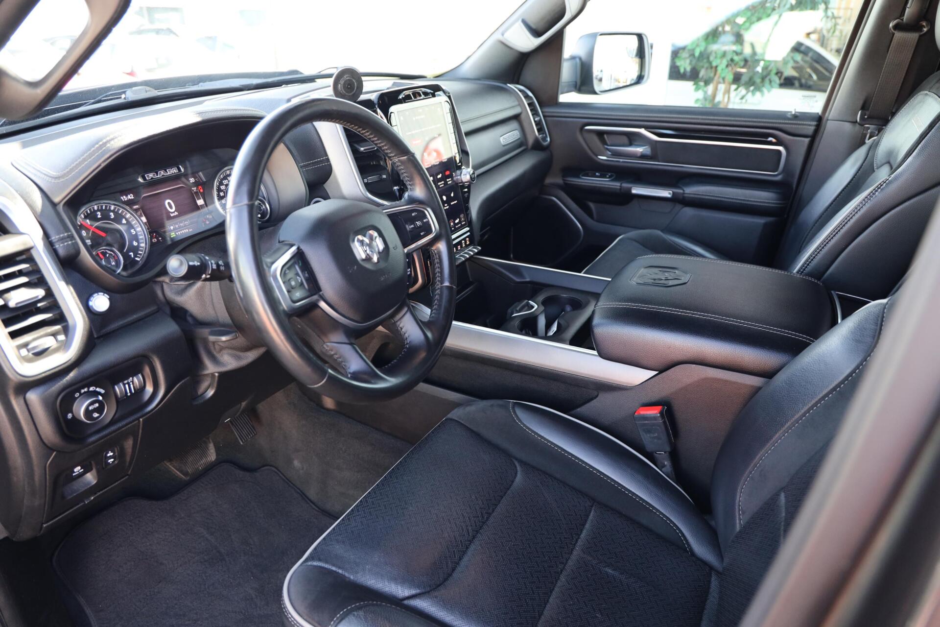 Foto van Ram Ram 1500 Laramie