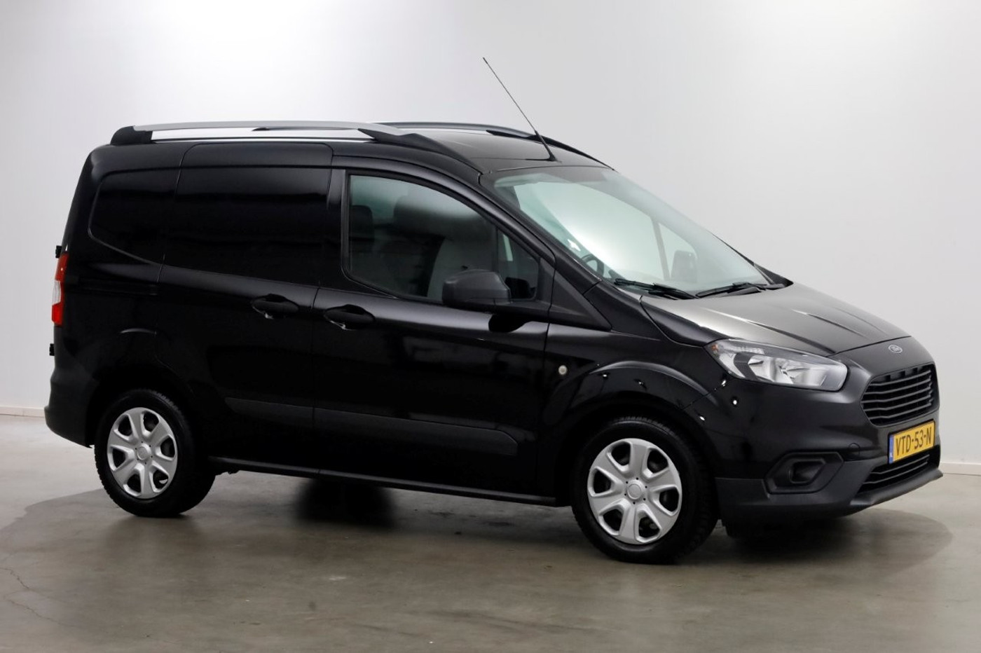 Foto van Ford Transit Courier