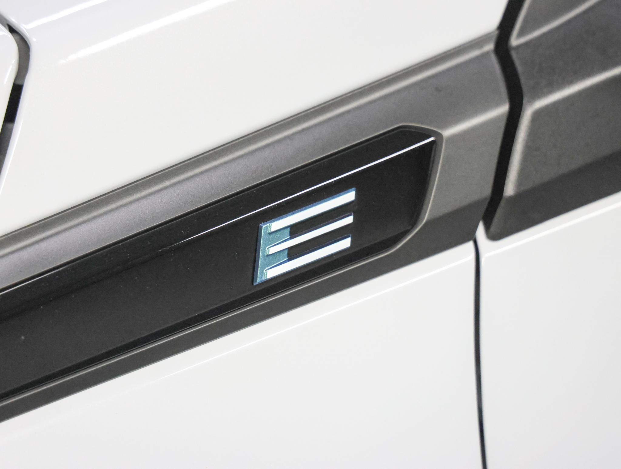 Foto van Peugeot E-2008