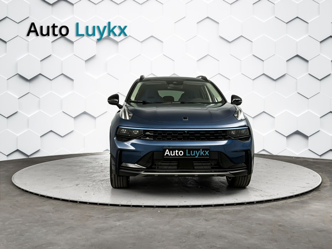 Foto van LYNK & Co 01