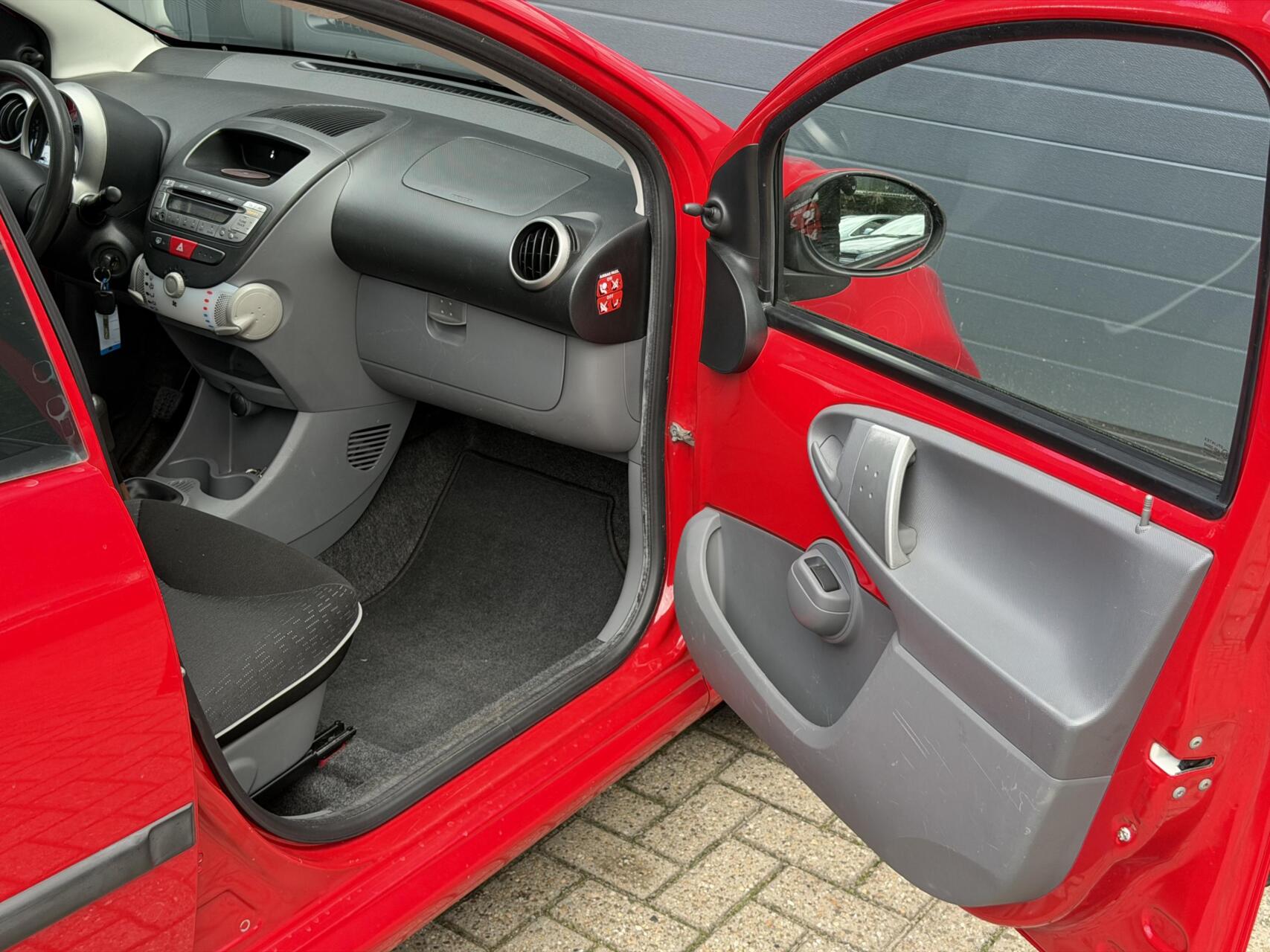 Foto van Peugeot Peugeot 107