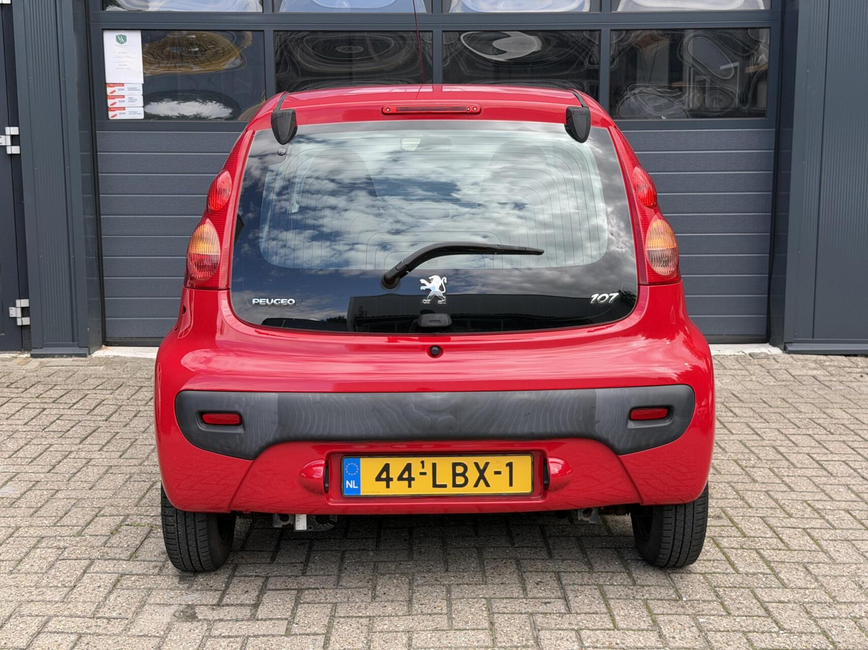 Foto van Peugeot Peugeot 107