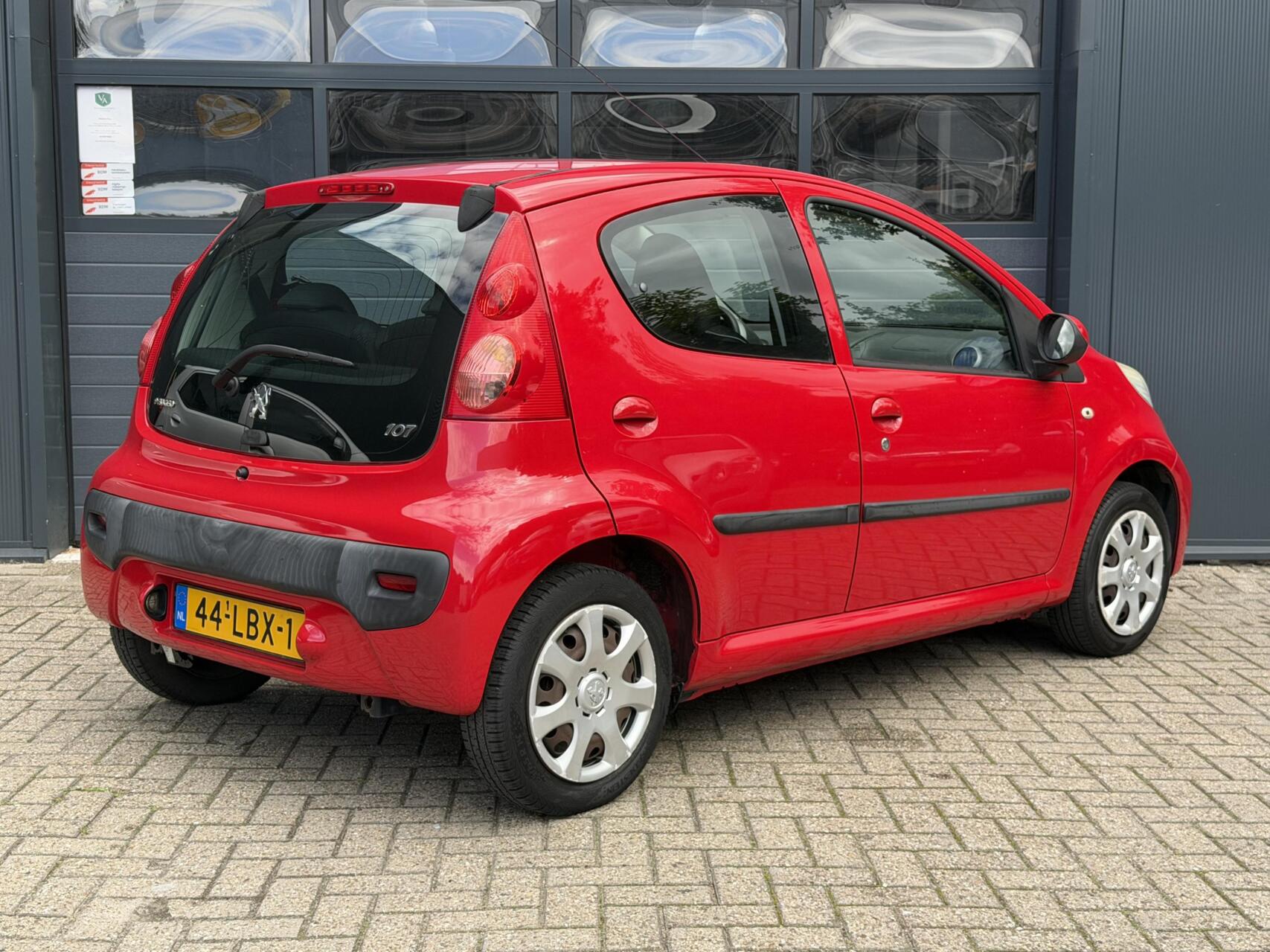 Foto van Peugeot Peugeot 107