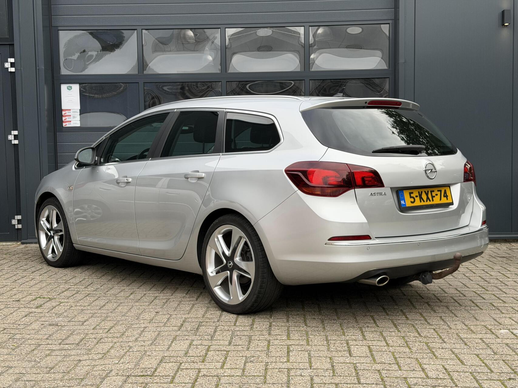 Foto van Opel Astra Sports Tourer