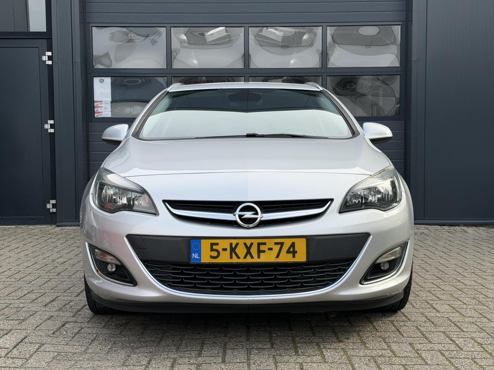 Foto van Opel Astra Sports Tourer