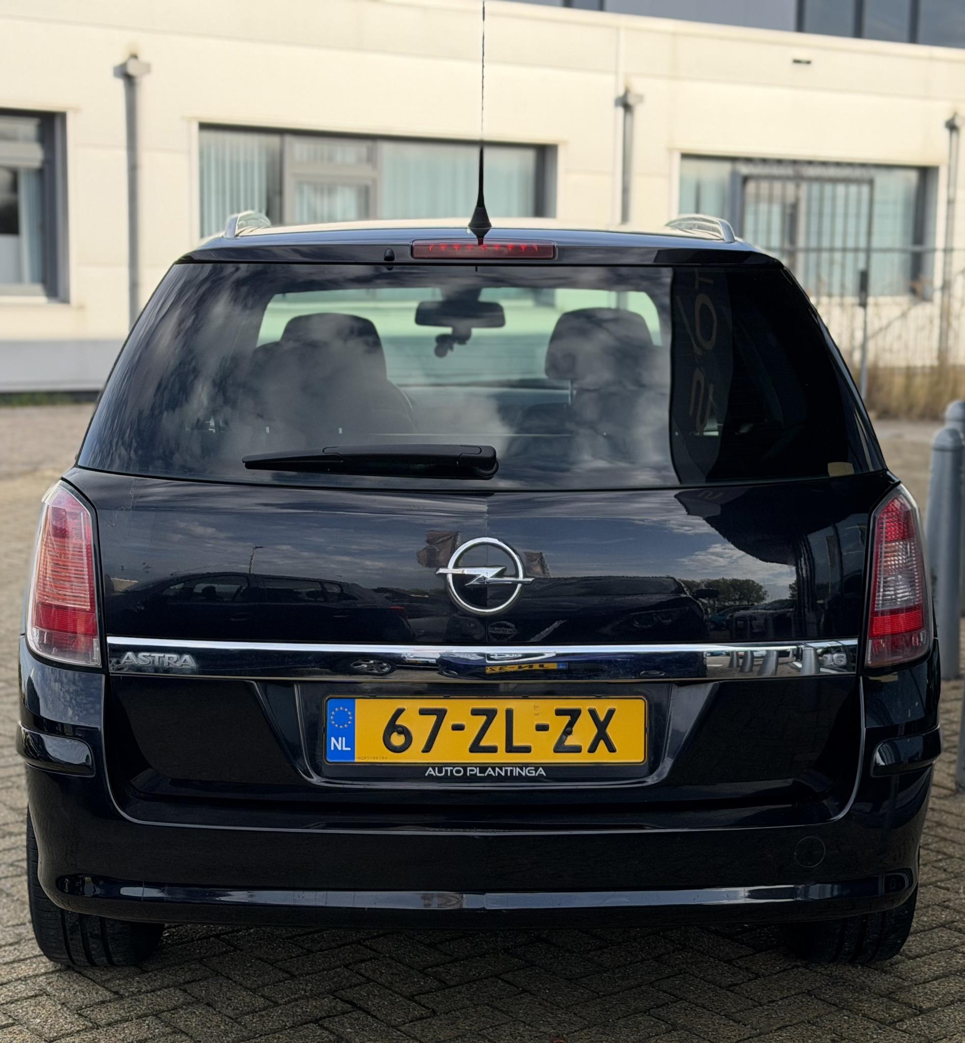 Foto van Opel Astra Station Wagon