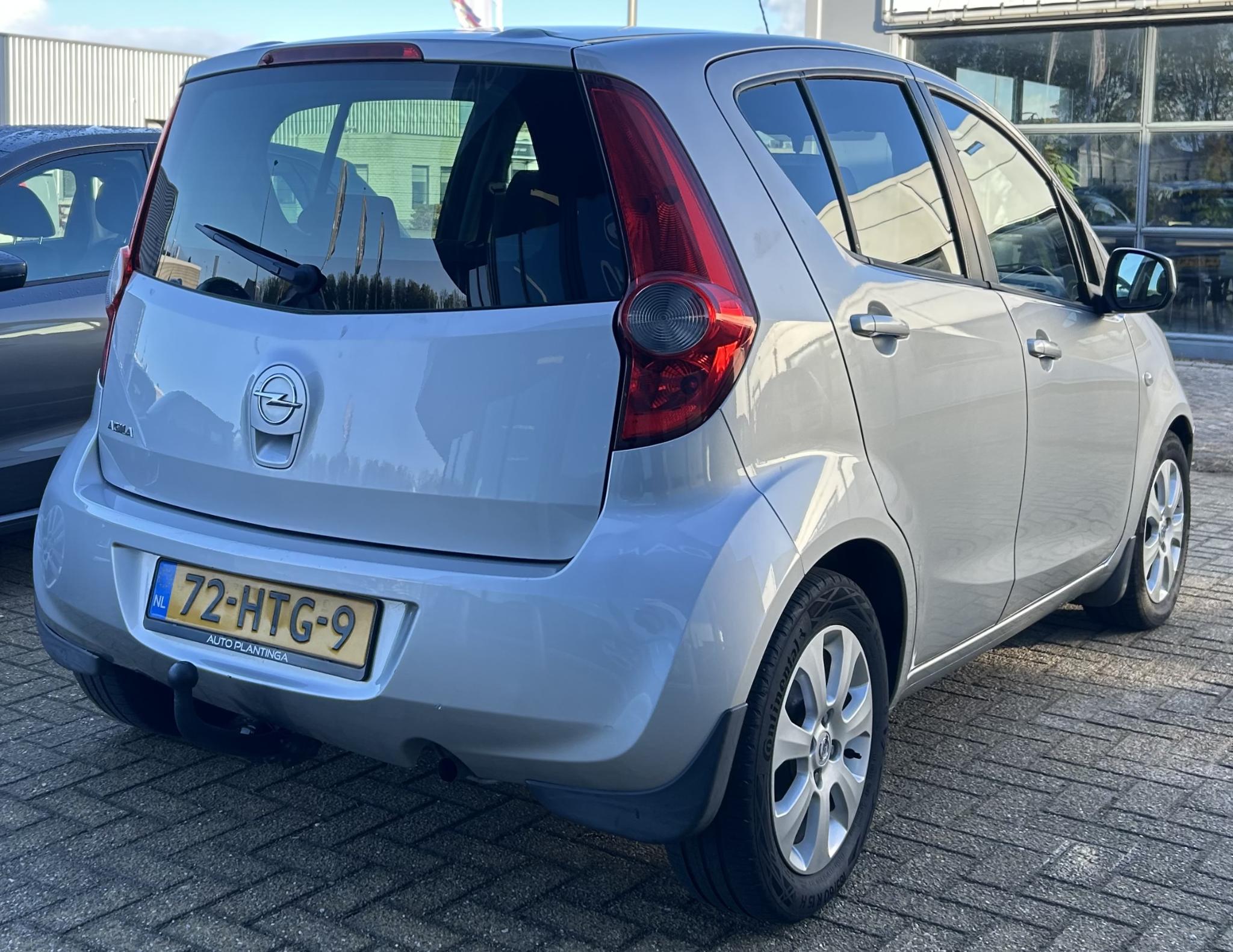 Foto van Opel Agila