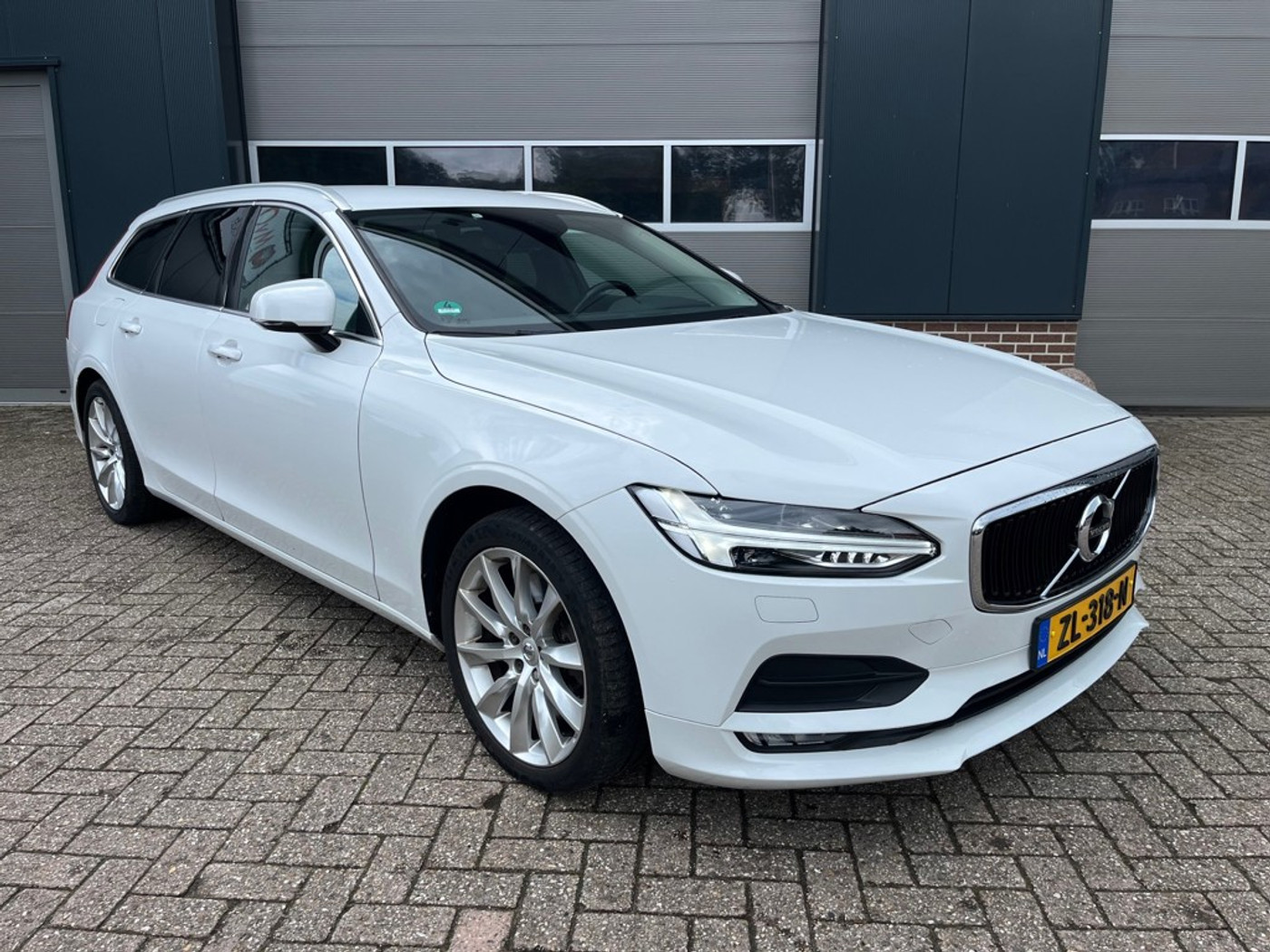 Foto van Volvo V90