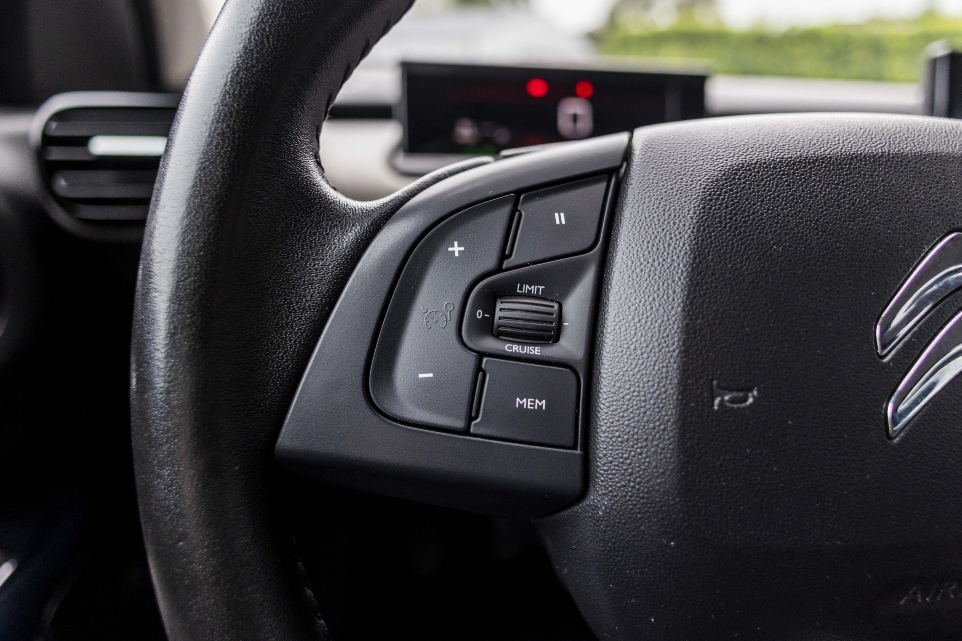Foto van Citroen C4 Cactus