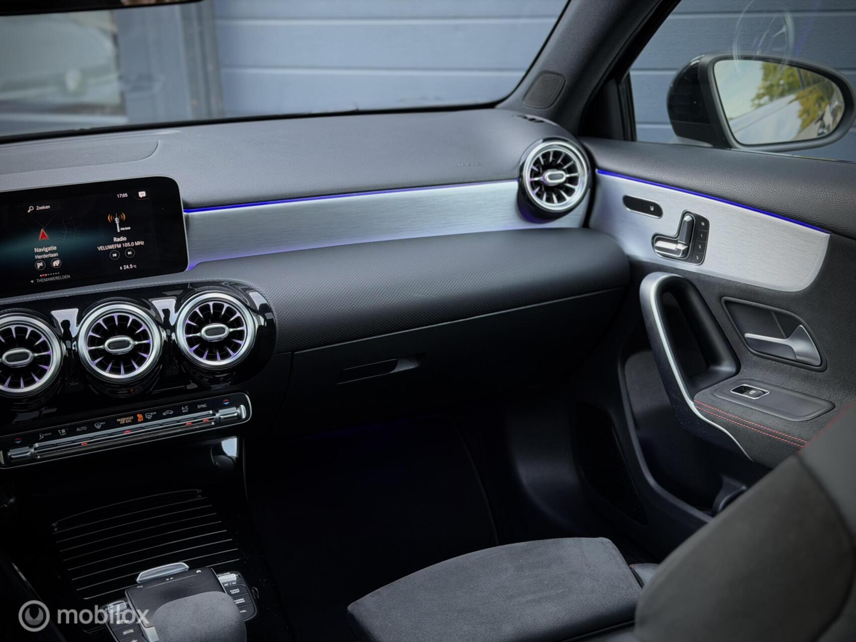 Foto van Mercedes-Benz A 180