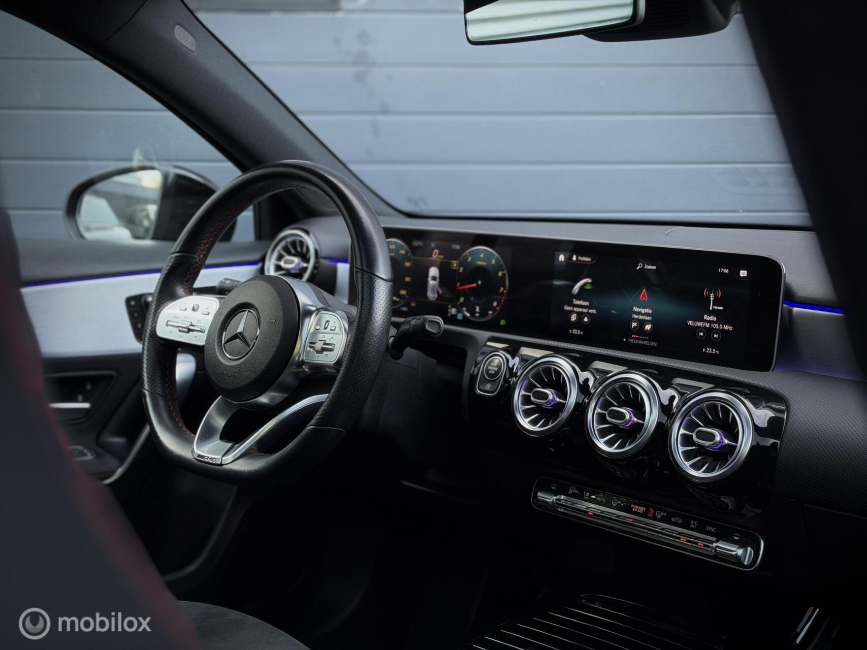 Foto van Mercedes-Benz A 180