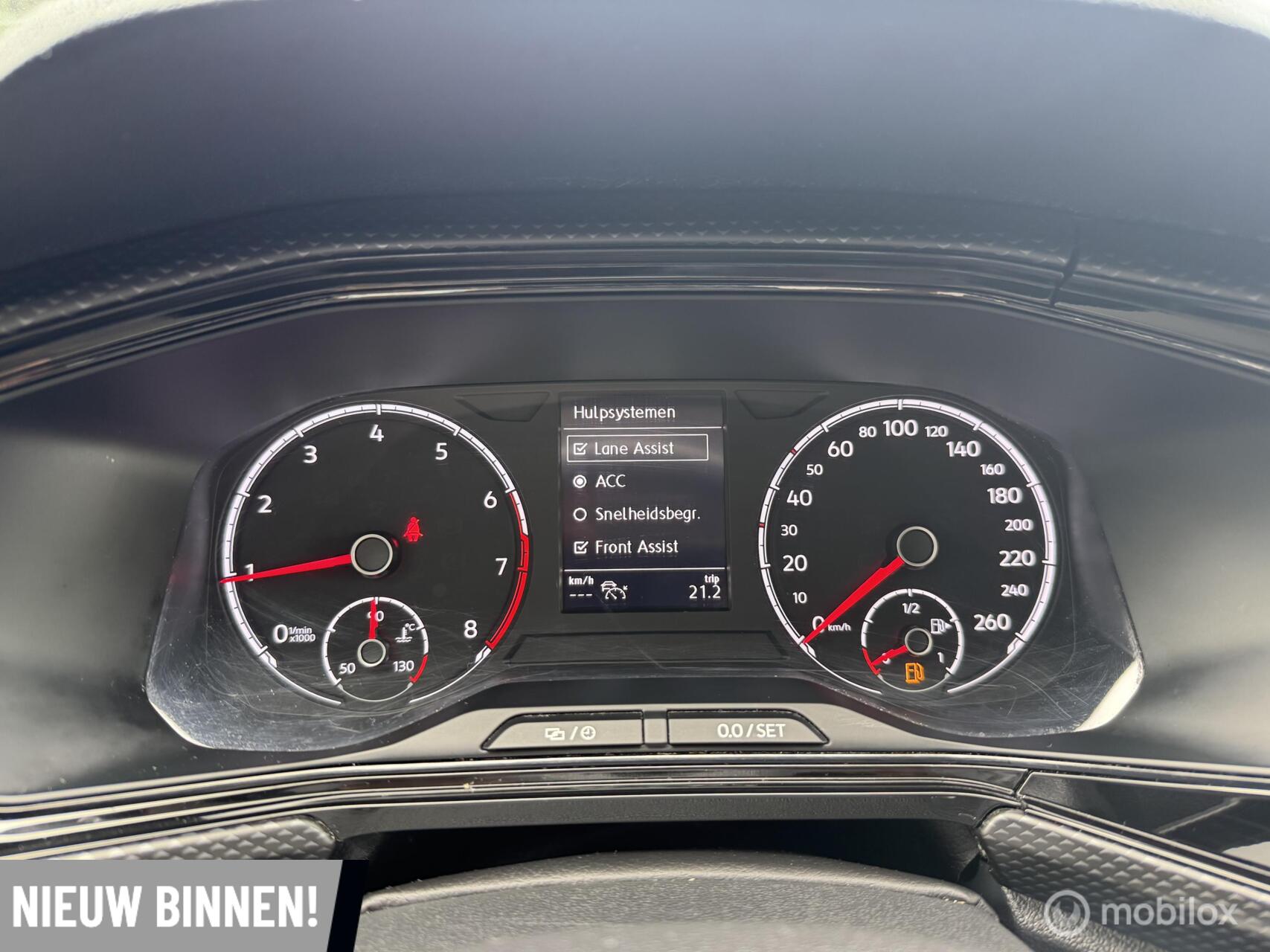 Foto van Volkswagen T-cross